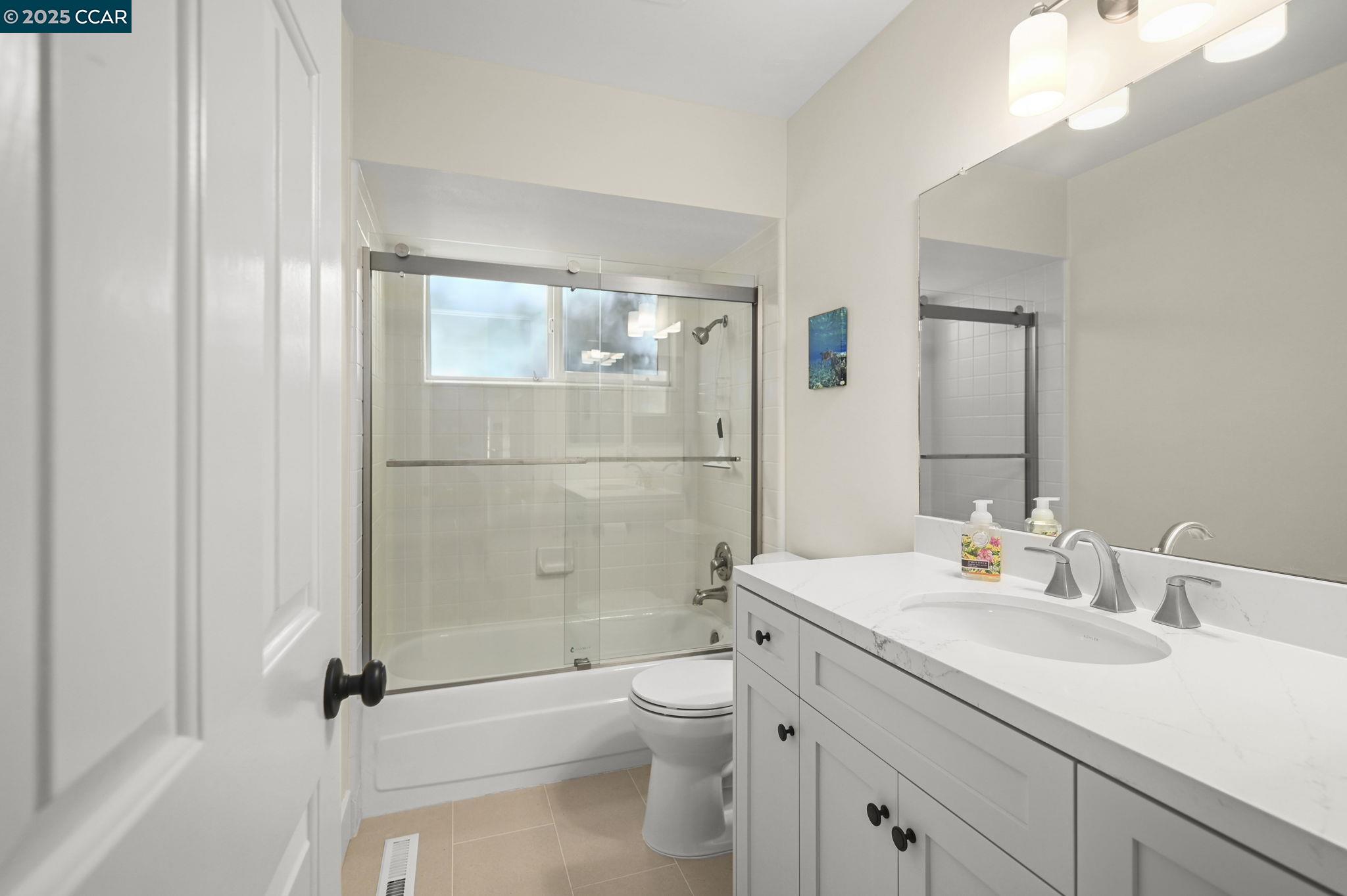 Detail Gallery Image 24 of 53 For 323 Laurel Dr, Danville,  CA 94526 - 4 Beds | 2/1 Baths