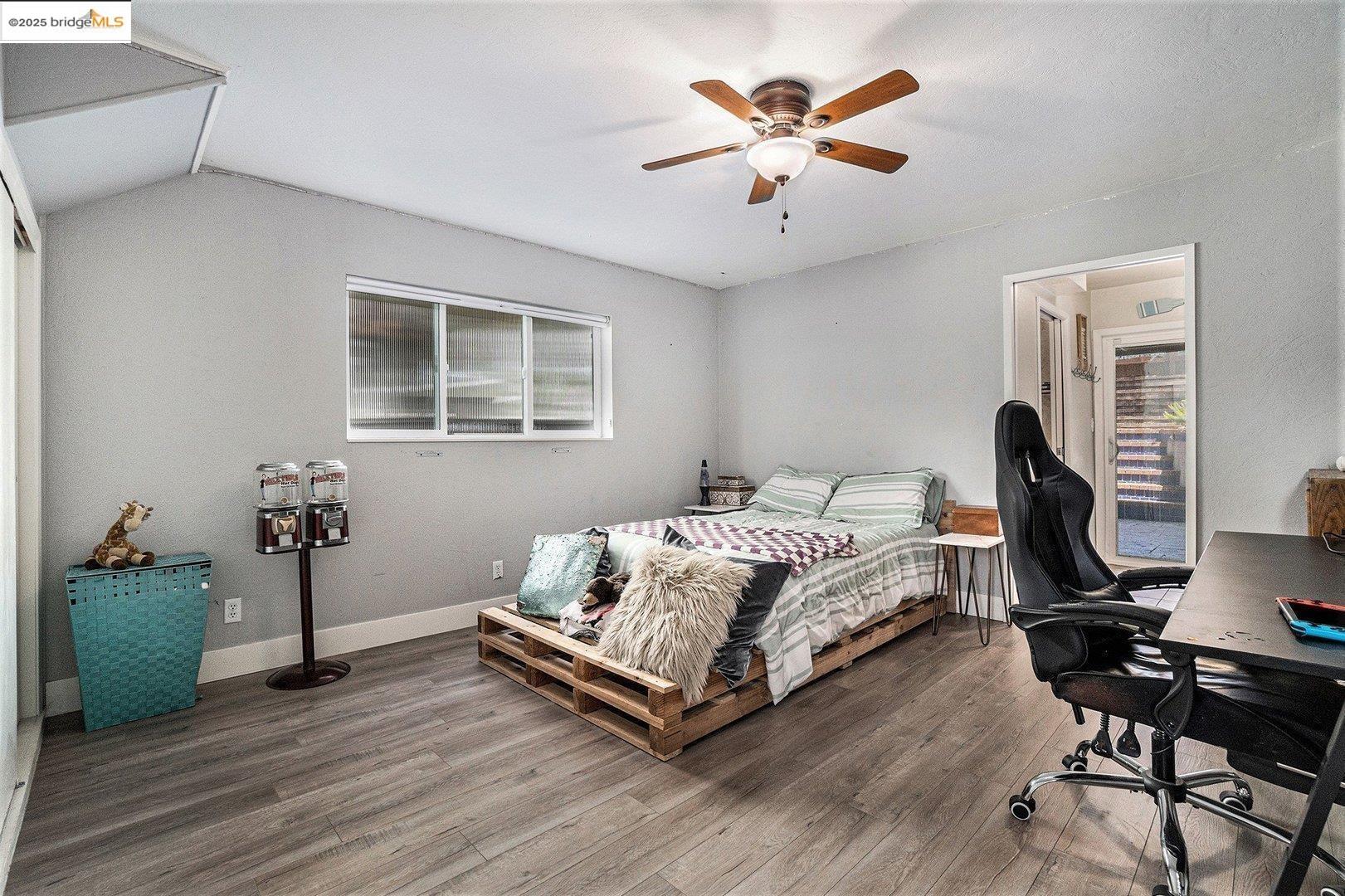 Detail Gallery Image 14 of 33 For 4384 Sandmound Blvd, Oakley,  CA 94561 - 4 Beds | 3 Baths