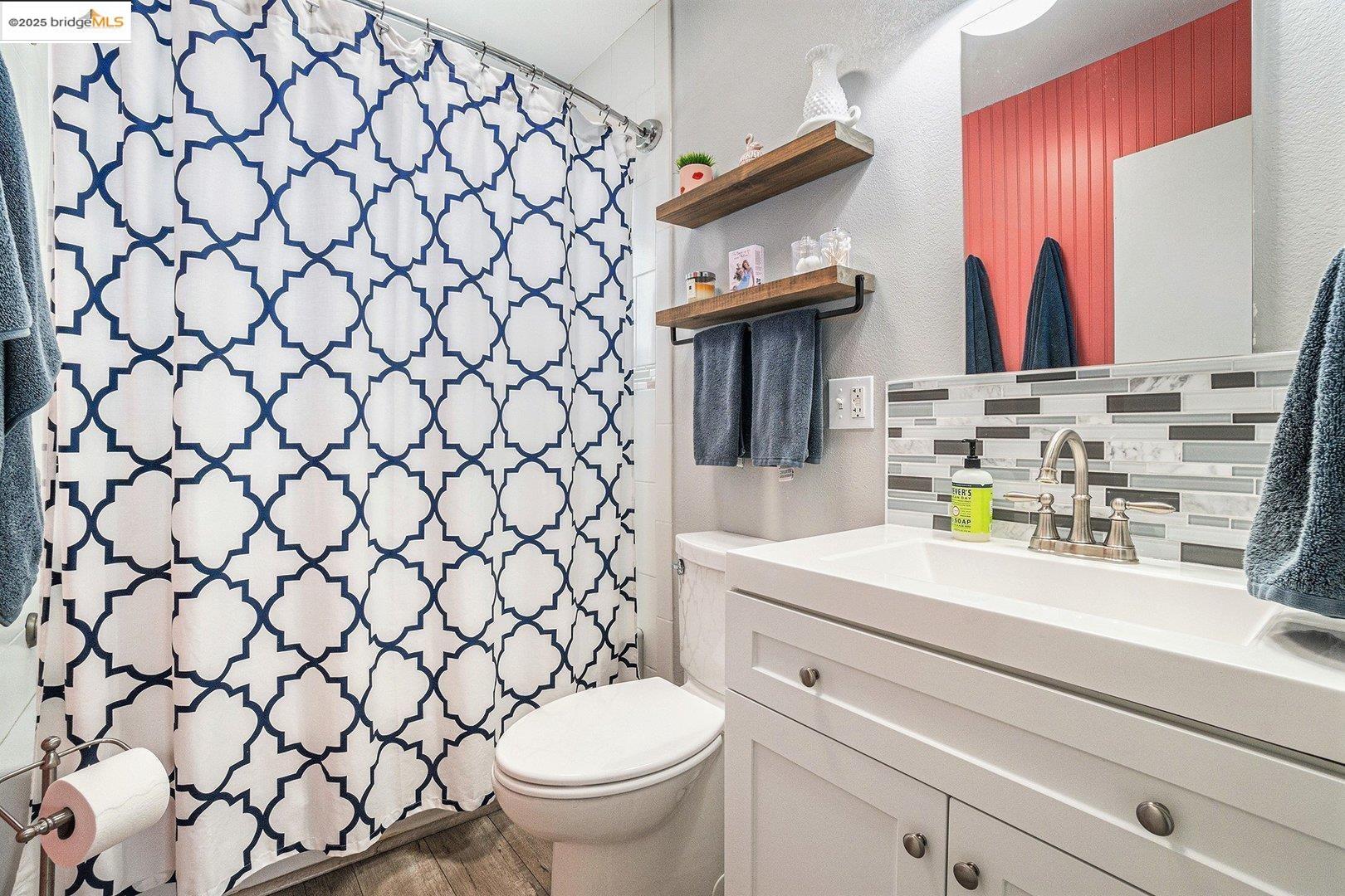 Detail Gallery Image 18 of 33 For 4384 Sandmound Blvd, Oakley,  CA 94561 - 4 Beds | 3 Baths