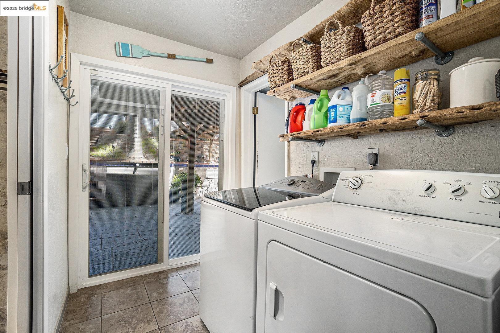 Detail Gallery Image 19 of 33 For 4384 Sandmound Blvd, Oakley,  CA 94561 - 4 Beds | 3 Baths