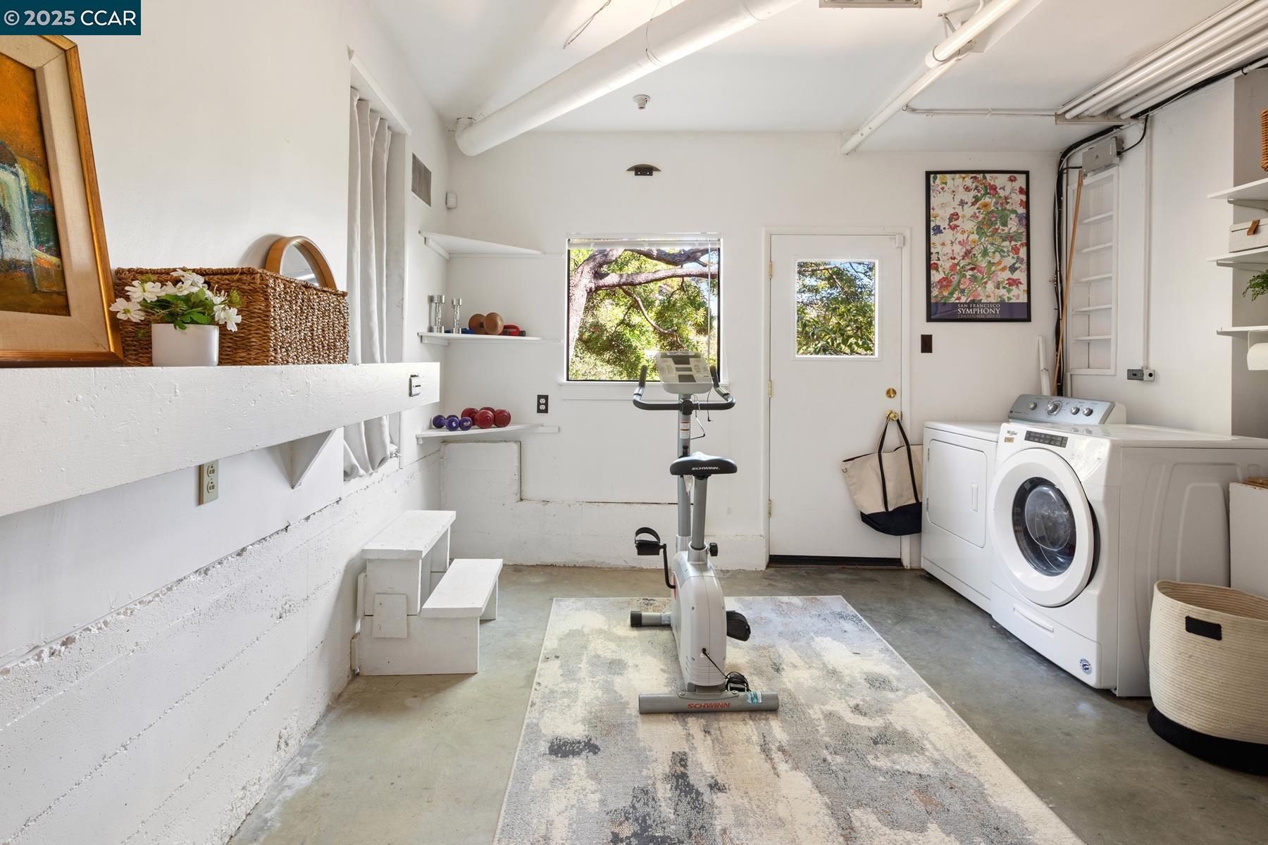 Detail Gallery Image 21 of 34 For 5474 La Salle Ave, Oakland,  CA 94611 - 3 Beds | 2/1 Baths