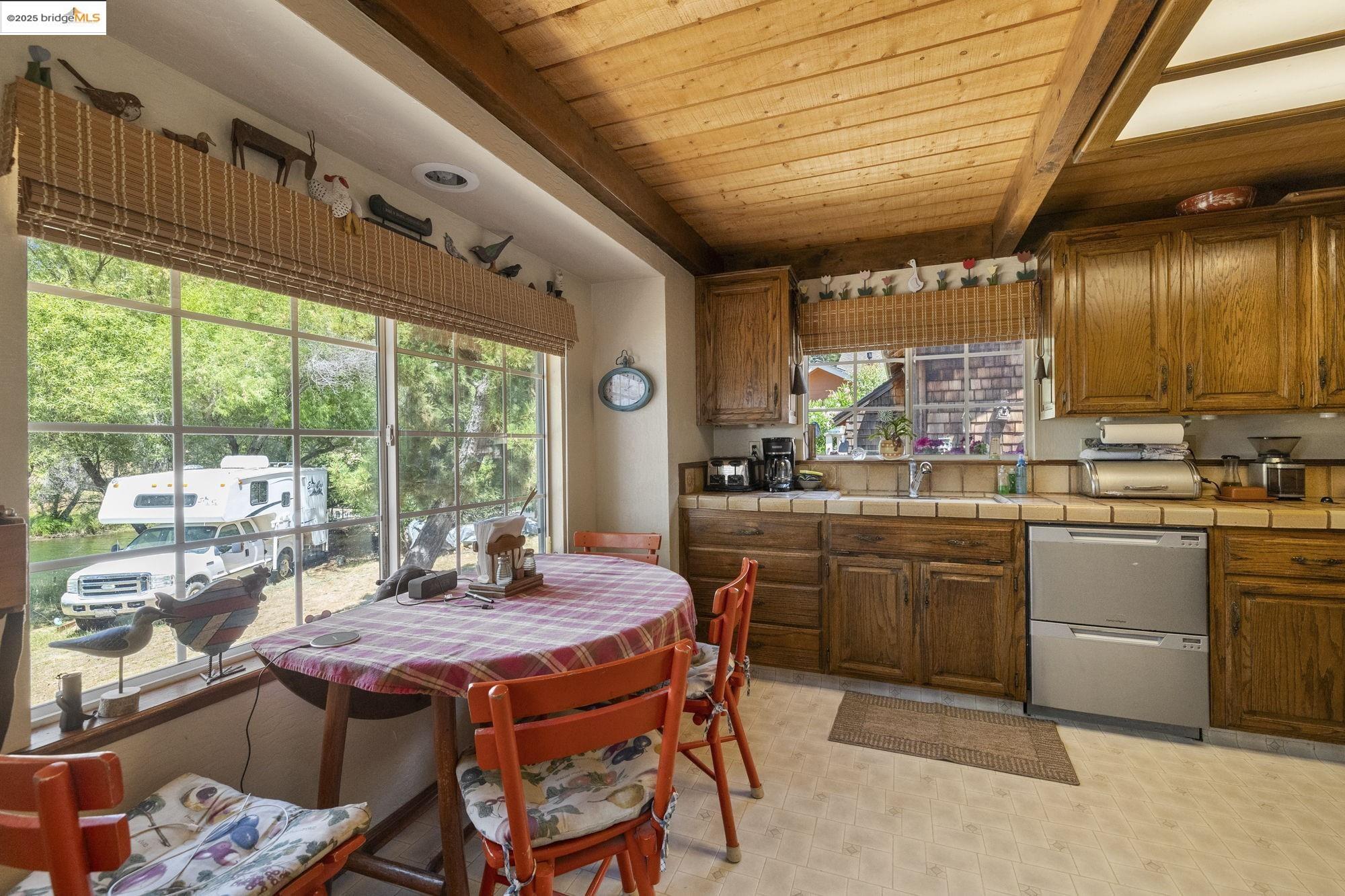 Detail Gallery Image 17 of 60 For 20913 Big Foot Ct, Groveland,  CA 95321-9315 - 3 Beds | 2 Baths