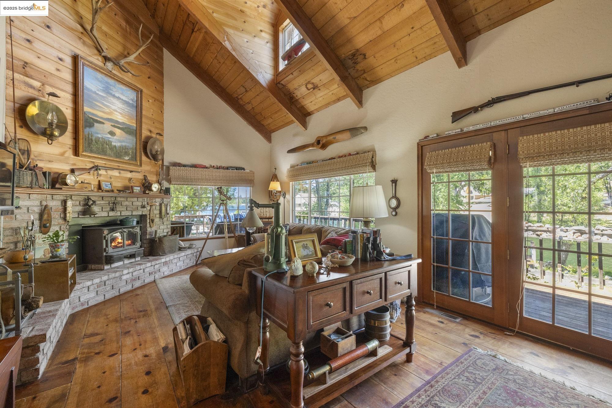 Detail Gallery Image 9 of 60 For 20913 Big Foot Ct, Groveland,  CA 95321-9315 - 3 Beds | 2 Baths