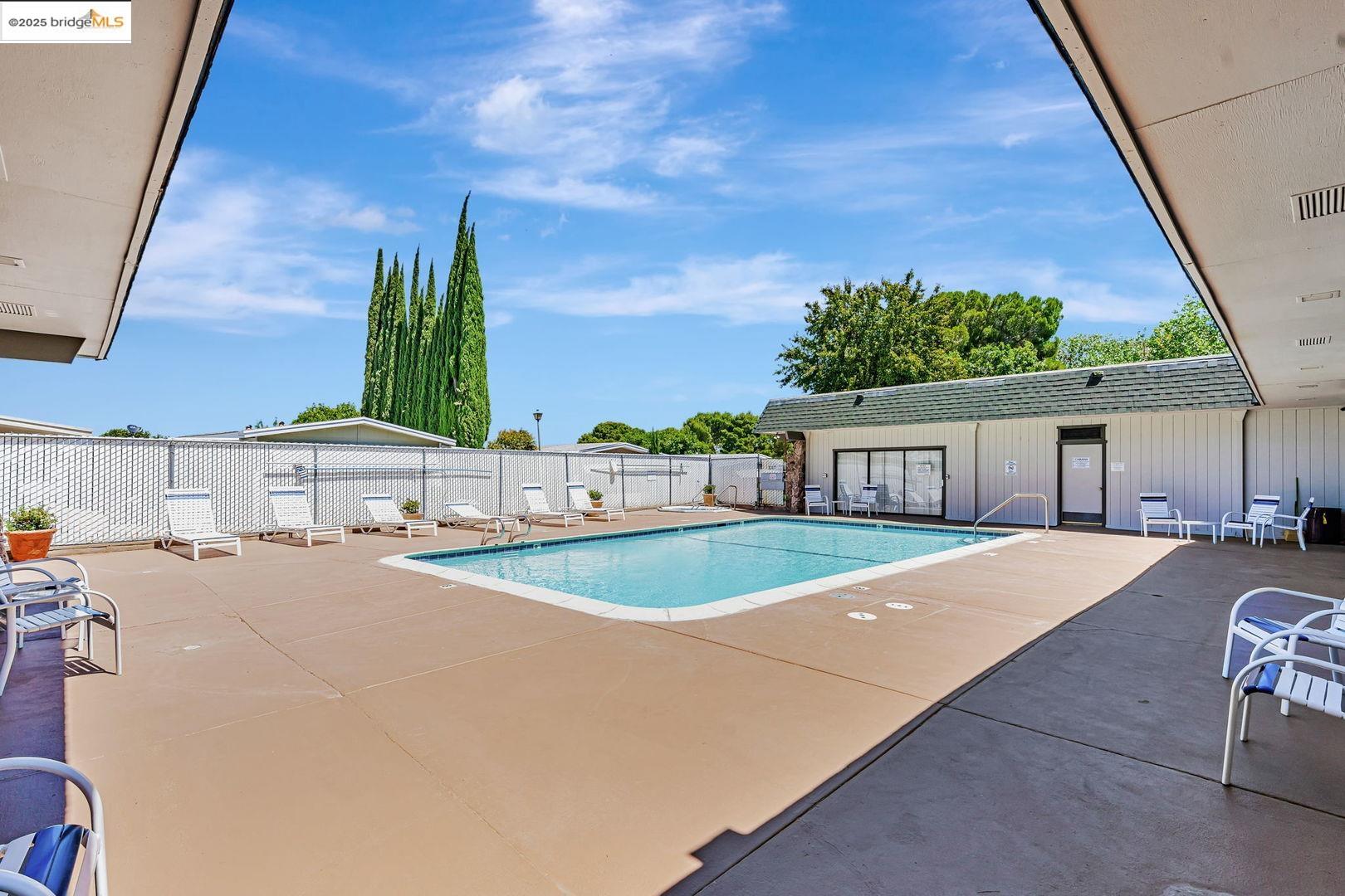Detail Gallery Image 38 of 39 For 131 Paulette Way, Antioch,  CA 94509 - 4 Beds | 2 Baths