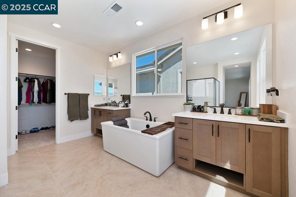 Detail Gallery Image 38 of 54 For 17324 Bushwick Ln, Lathrop,  CA 95330 - 4 Beds | 3 Baths