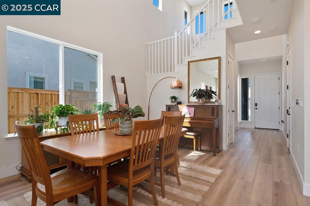 Detail Gallery Image 8 of 54 For 17324 Bushwick Ln, Lathrop,  CA 95330 - 4 Beds | 3 Baths