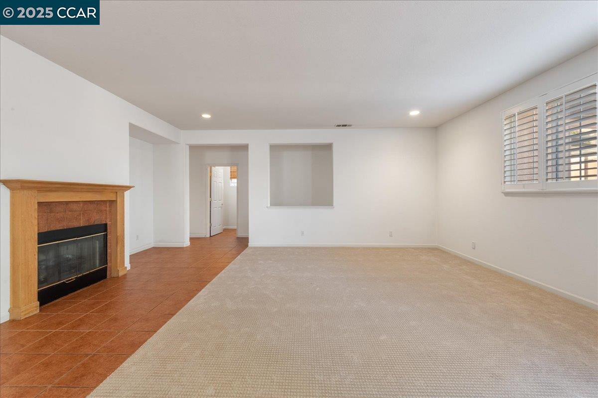 Detail Gallery Image 15 of 37 For 524 Rosewood Lane, Hercules,  CA 94547 - 4 Beds | 3 Baths