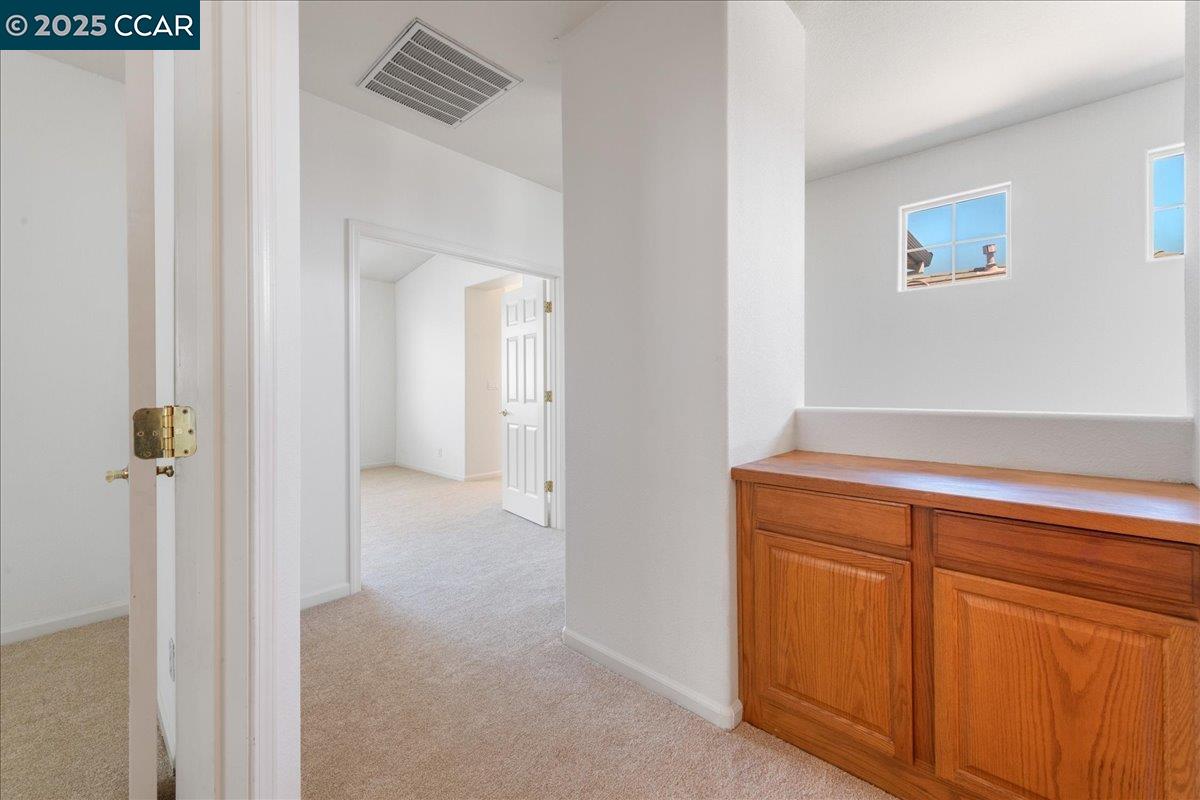 Detail Gallery Image 25 of 37 For 524 Rosewood Lane, Hercules,  CA 94547 - 4 Beds | 3 Baths