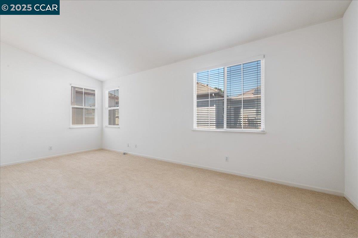 Detail Gallery Image 27 of 37 For 524 Rosewood Lane, Hercules,  CA 94547 - 4 Beds | 3 Baths