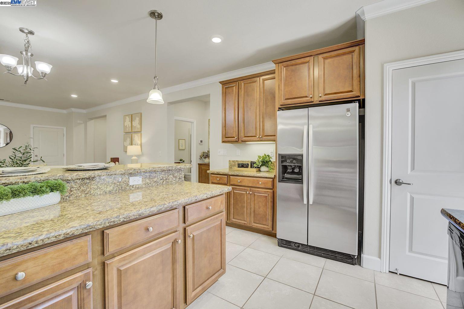Detail Gallery Image 5 of 43 For 41538 Casabella Cmn, Fremont,  CA 94539 - 4 Beds | 3 Baths