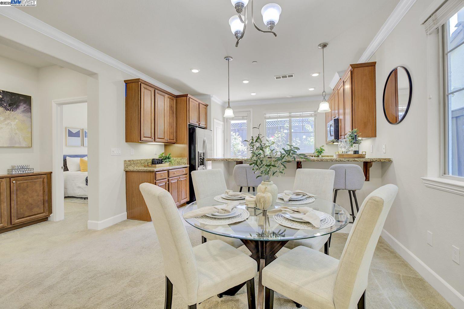 Detail Gallery Image 8 of 43 For 41538 Casabella Cmn, Fremont,  CA 94539 - 4 Beds | 3 Baths
