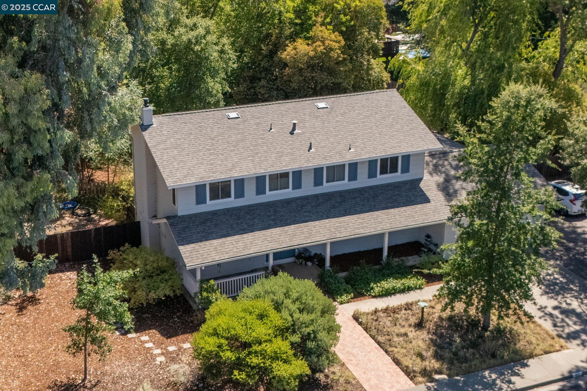 Detail Gallery Image 2 of 43 For 865 Walnut Ave, Walnut Creek,  CA 94598 - 6 Beds | 3/1 Baths