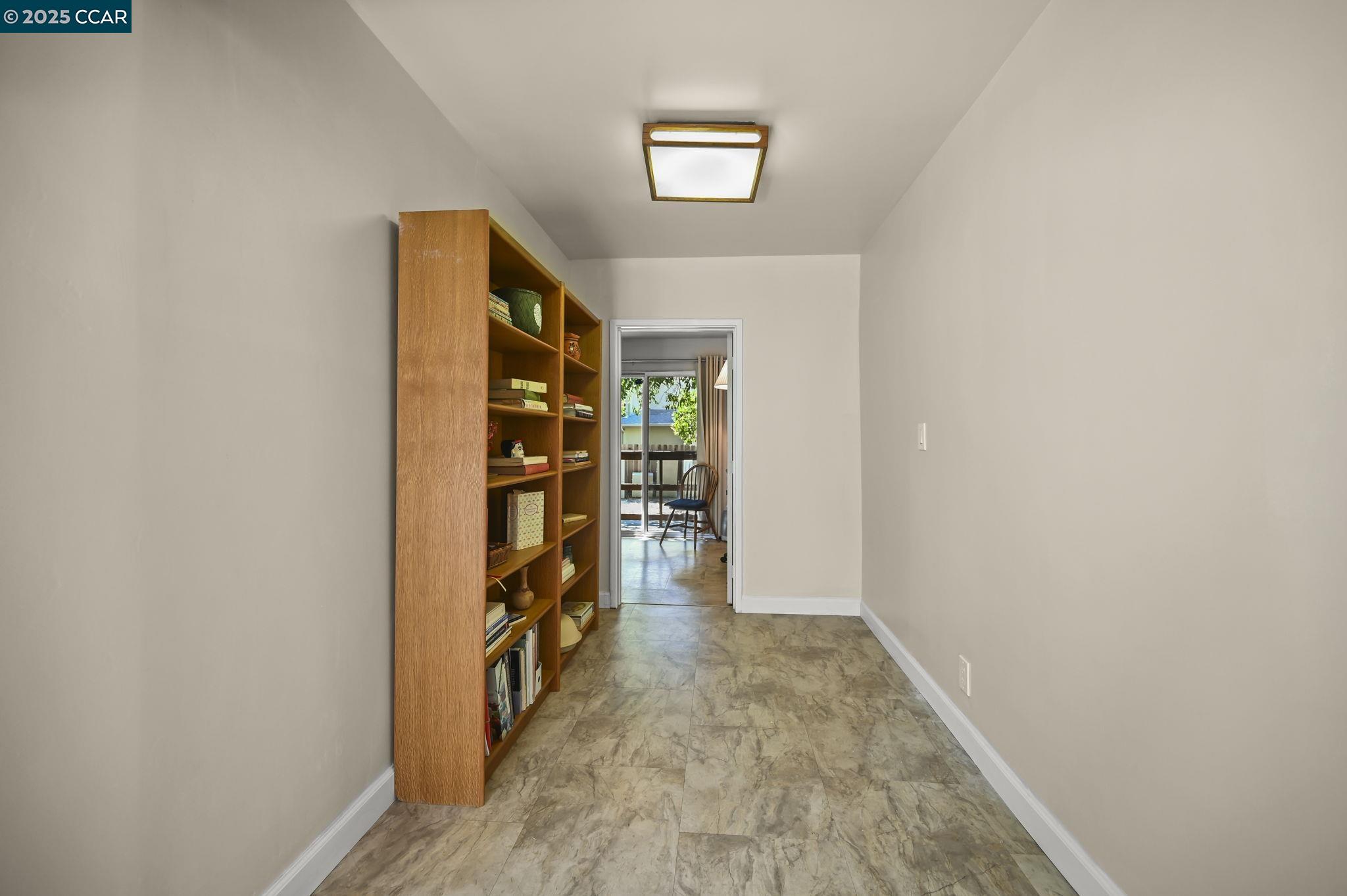 Detail Gallery Image 16 of 43 For 865 Walnut Ave, Walnut Creek,  CA 94598 - 6 Beds | 3/1 Baths
