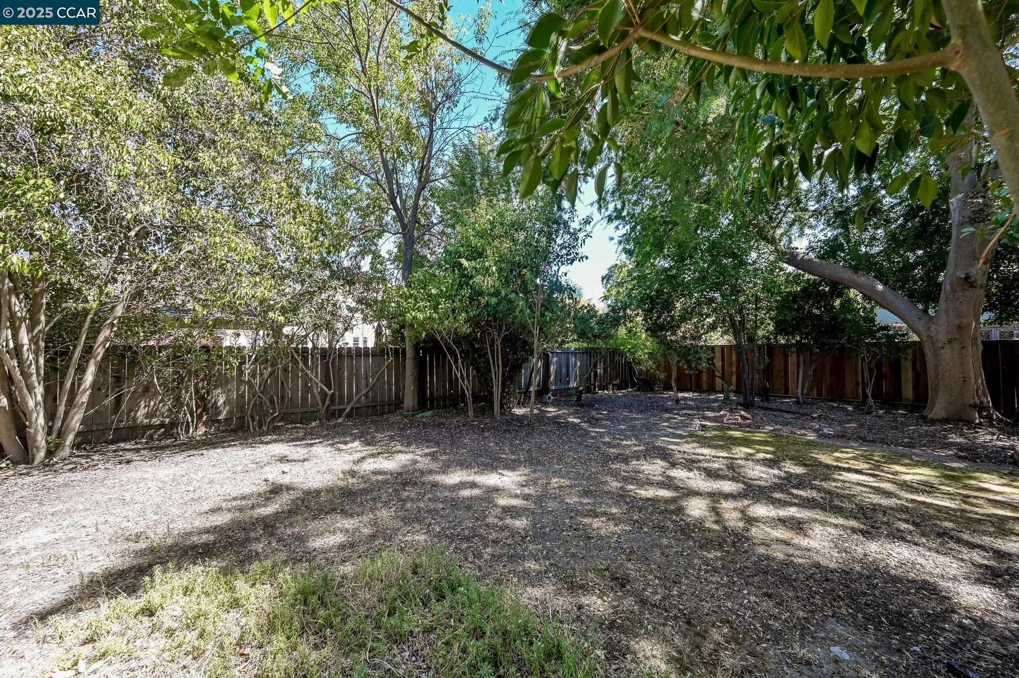 Detail Gallery Image 38 of 43 For 865 Walnut Ave, Walnut Creek,  CA 94598 - 6 Beds | 3/1 Baths