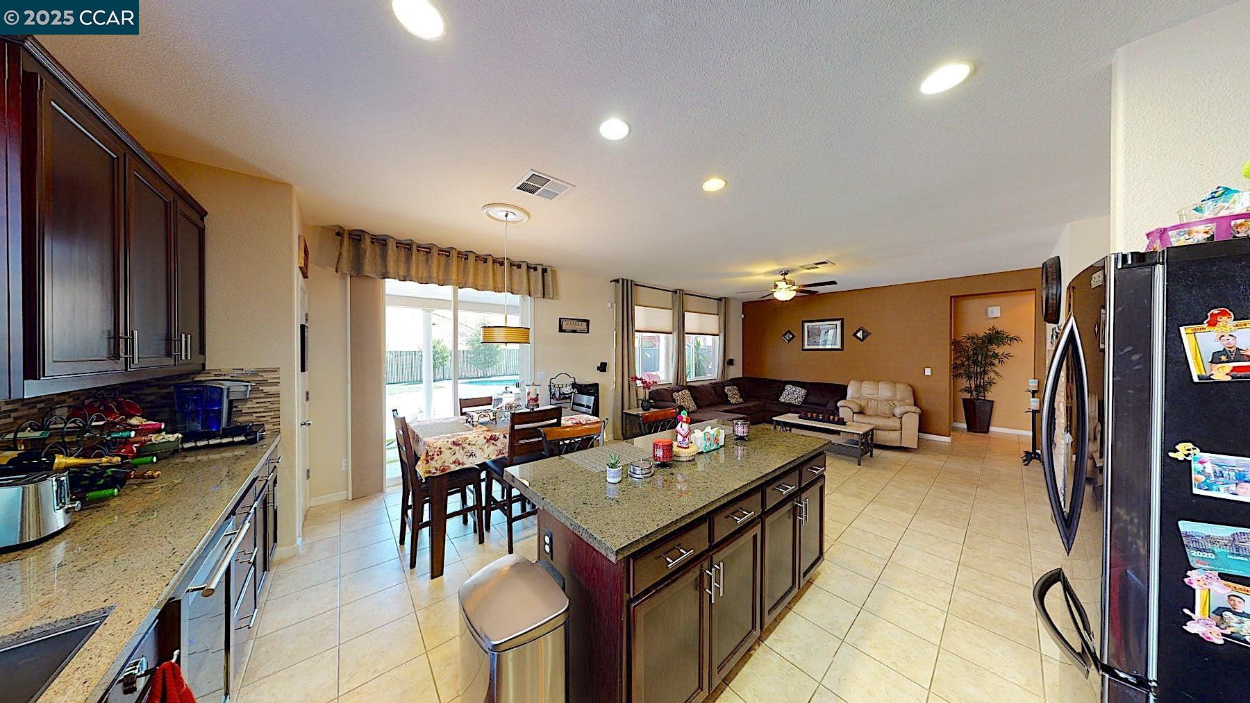 Detail Gallery Image 10 of 40 For 3685 Mallard Ct, Antioch,  CA 94509 - 5 Beds | 3 Baths