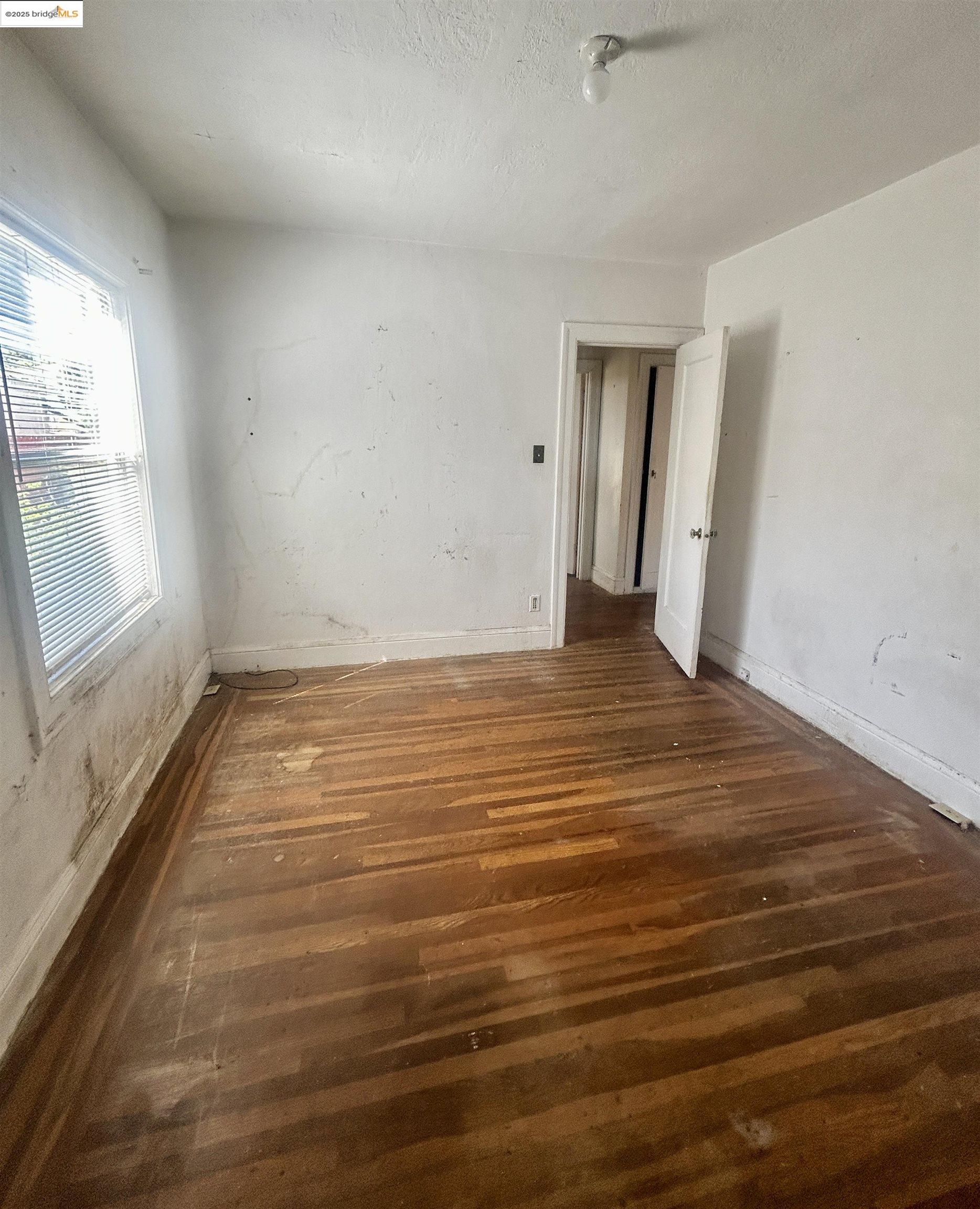 Detail Gallery Image 14 of 41 For 3809 Solano Ave, Richmond,  CA 94805 - 3 Beds | 1/1 Baths
