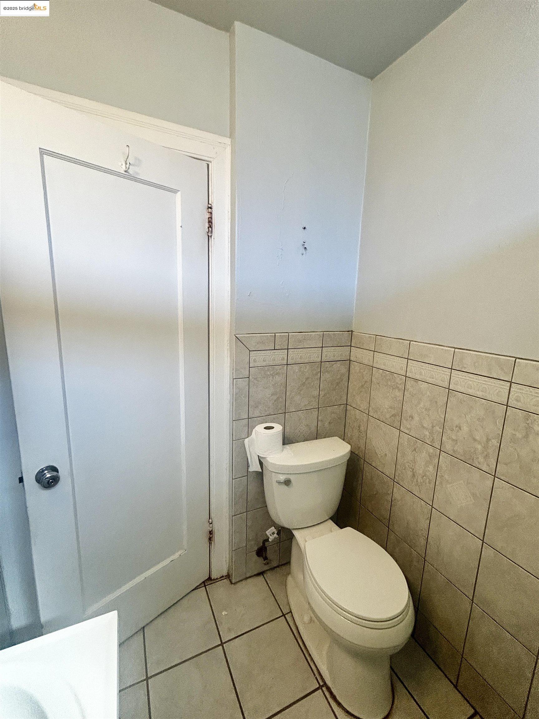 Detail Gallery Image 15 of 41 For 3809 Solano Ave, Richmond,  CA 94805 - 3 Beds | 1/1 Baths