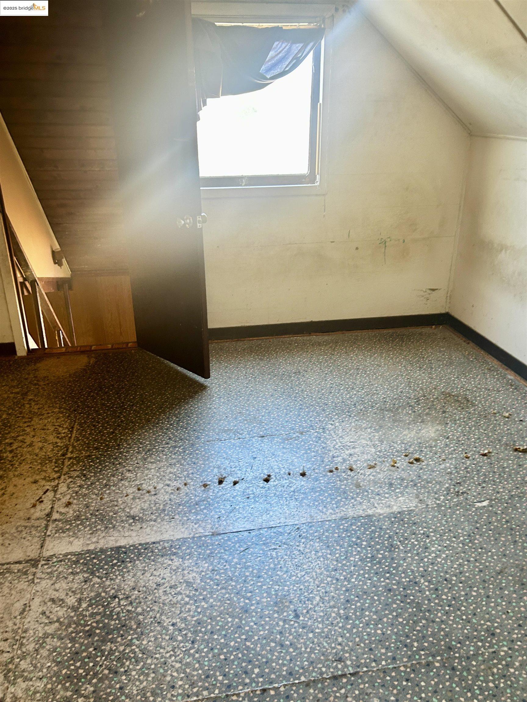 Detail Gallery Image 24 of 41 For 3809 Solano Ave, Richmond,  CA 94805 - 3 Beds | 1/1 Baths