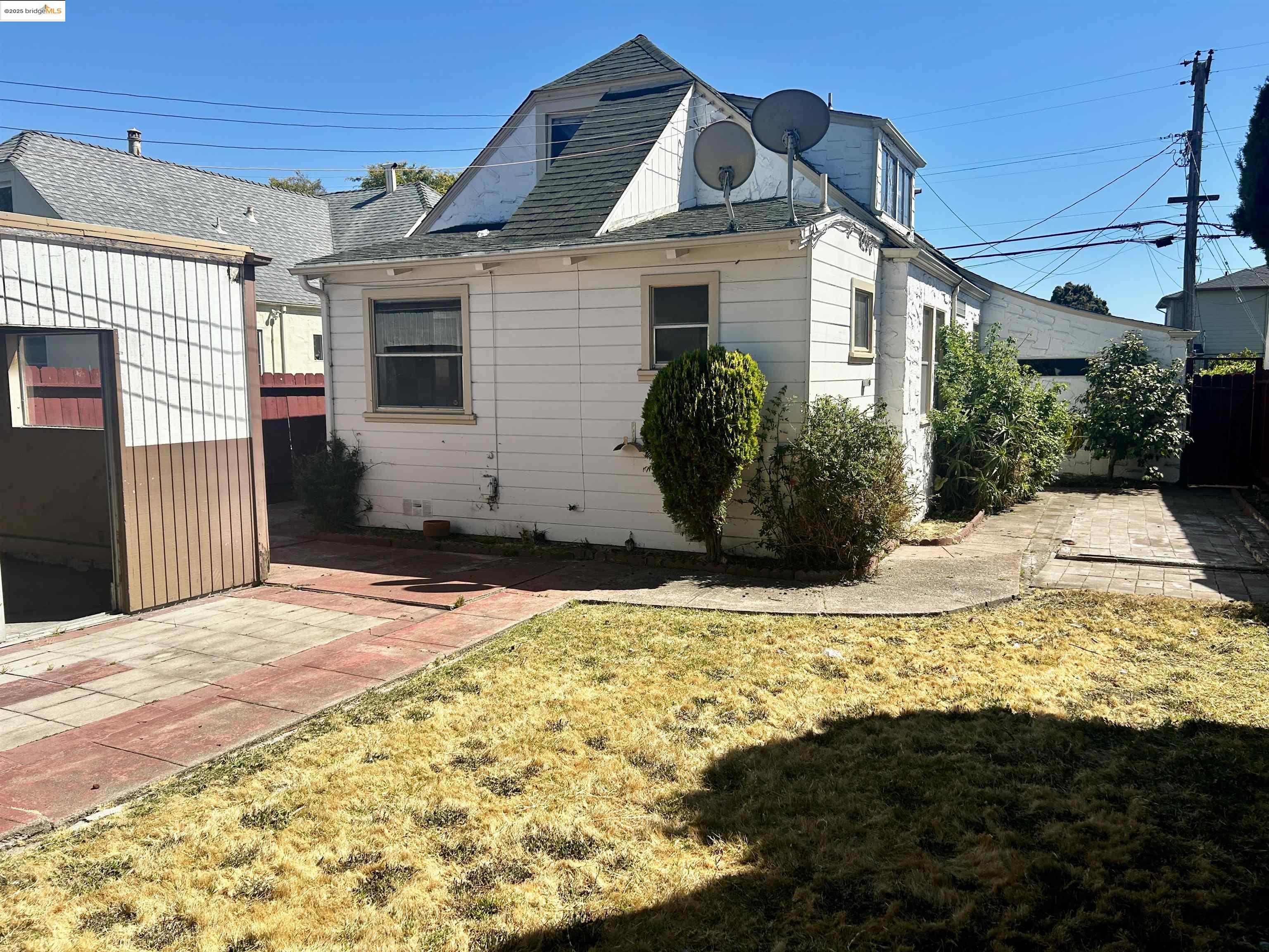Detail Gallery Image 32 of 41 For 3809 Solano Ave, Richmond,  CA 94805 - 3 Beds | 1/1 Baths
