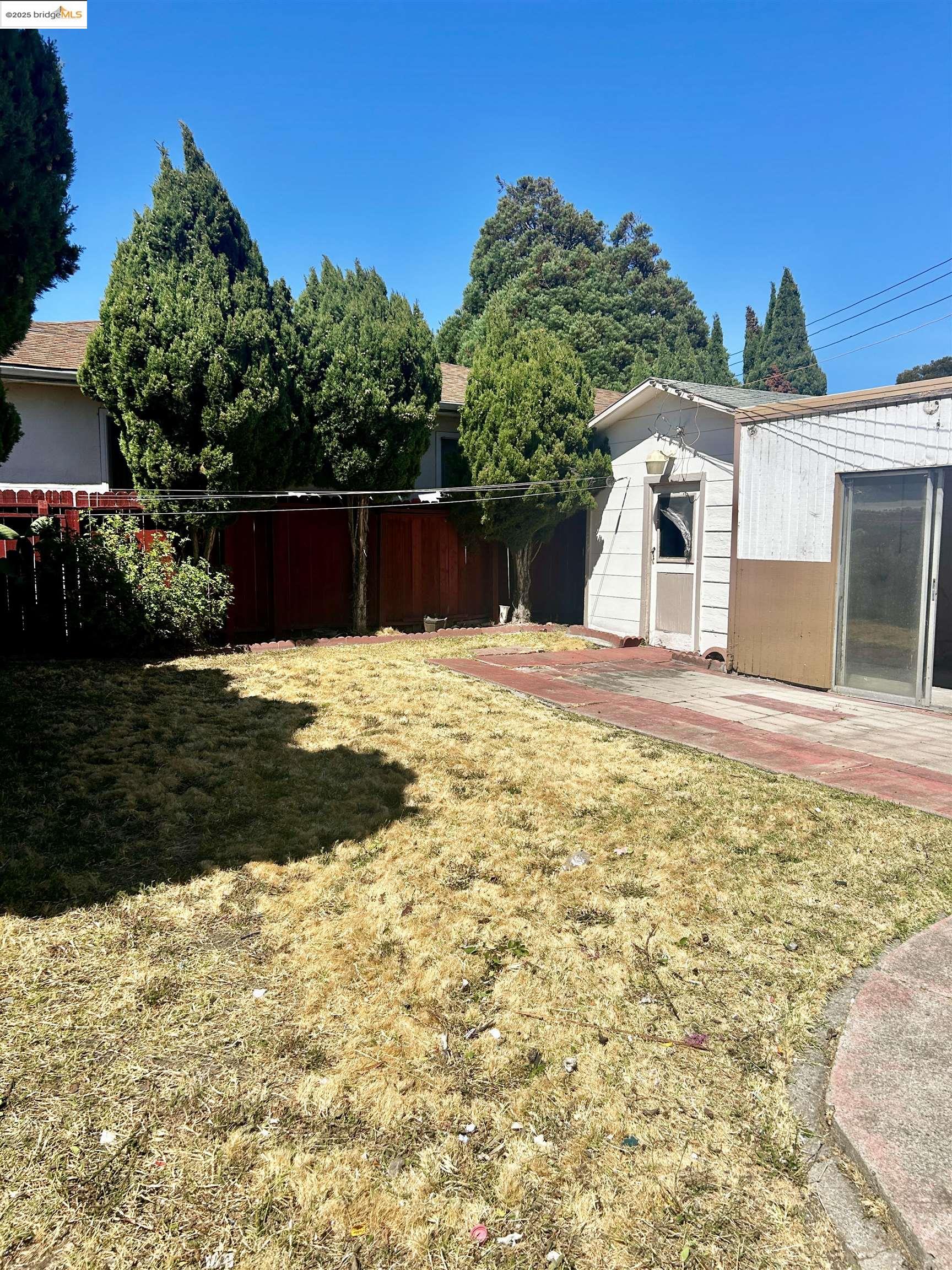 Detail Gallery Image 33 of 41 For 3809 Solano Ave, Richmond,  CA 94805 - 3 Beds | 1/1 Baths