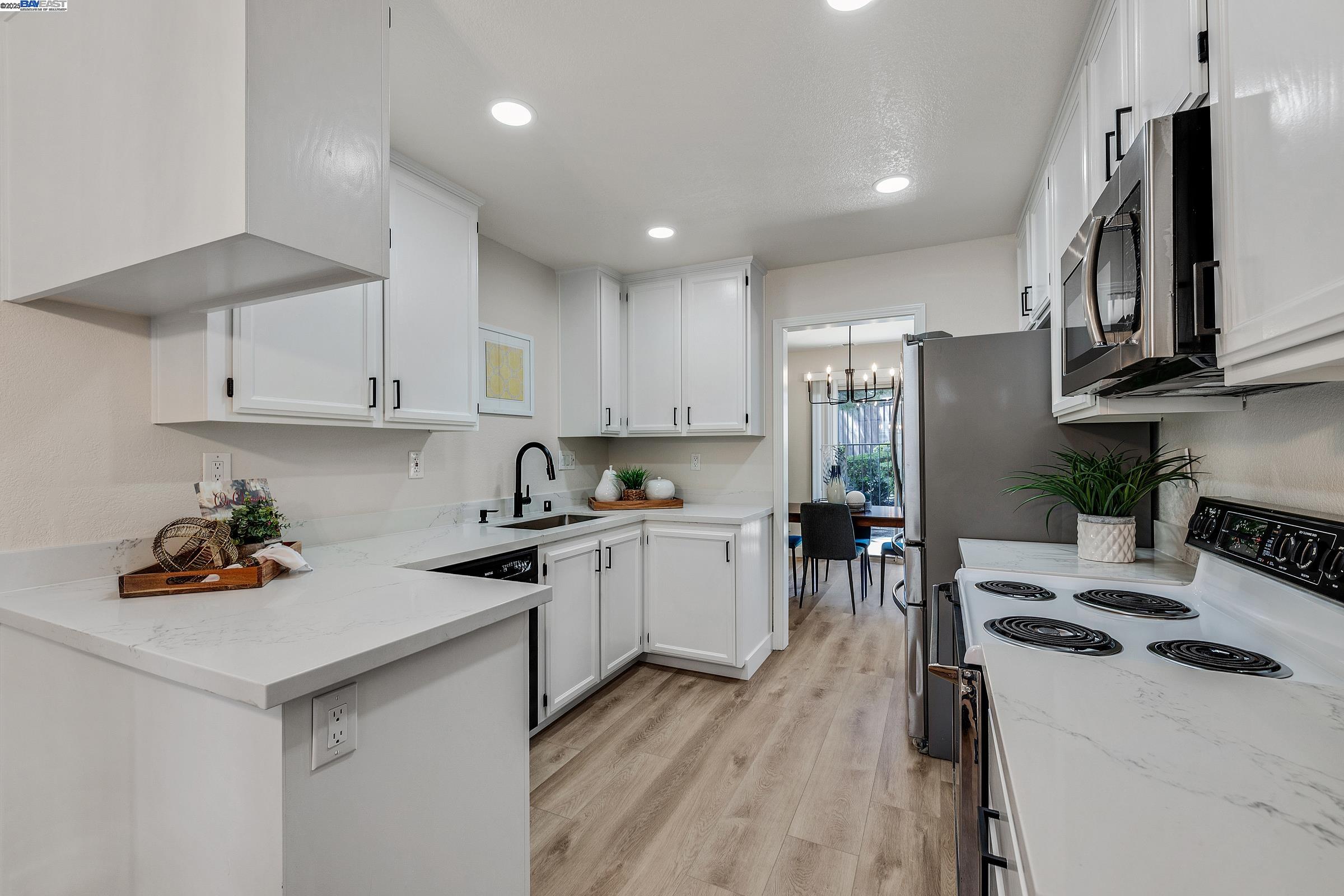 Photo #3: 41107108 Listing 