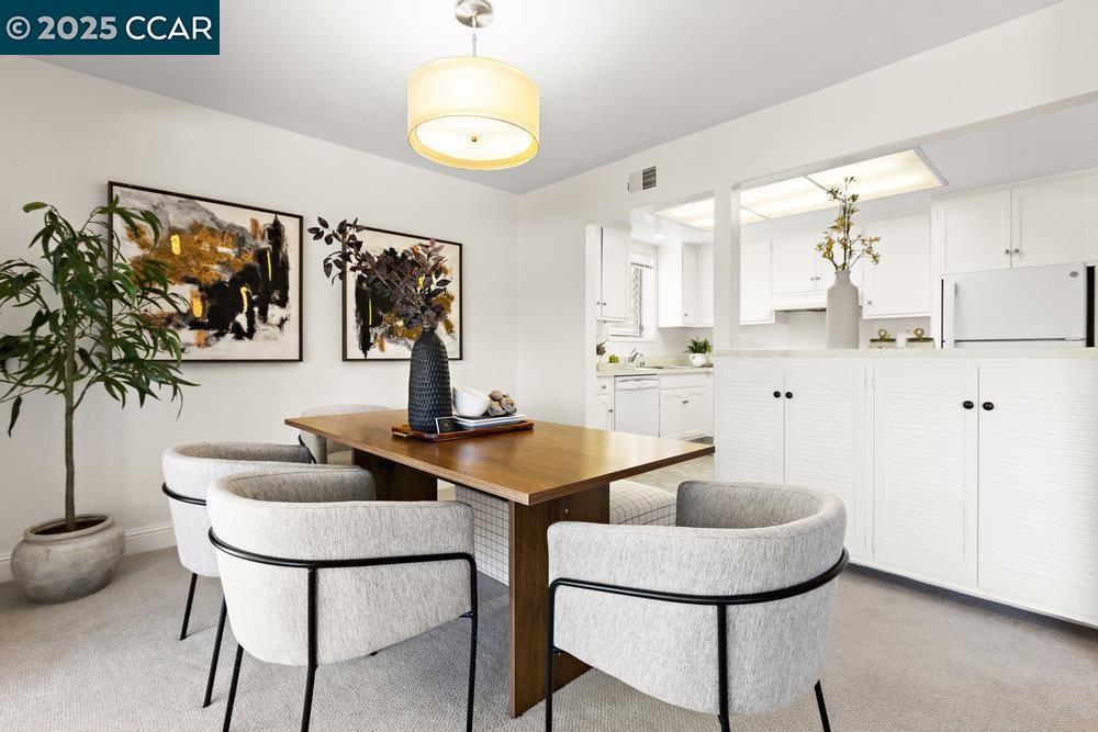 Photo #4: 41107118 Listing: Photo #4