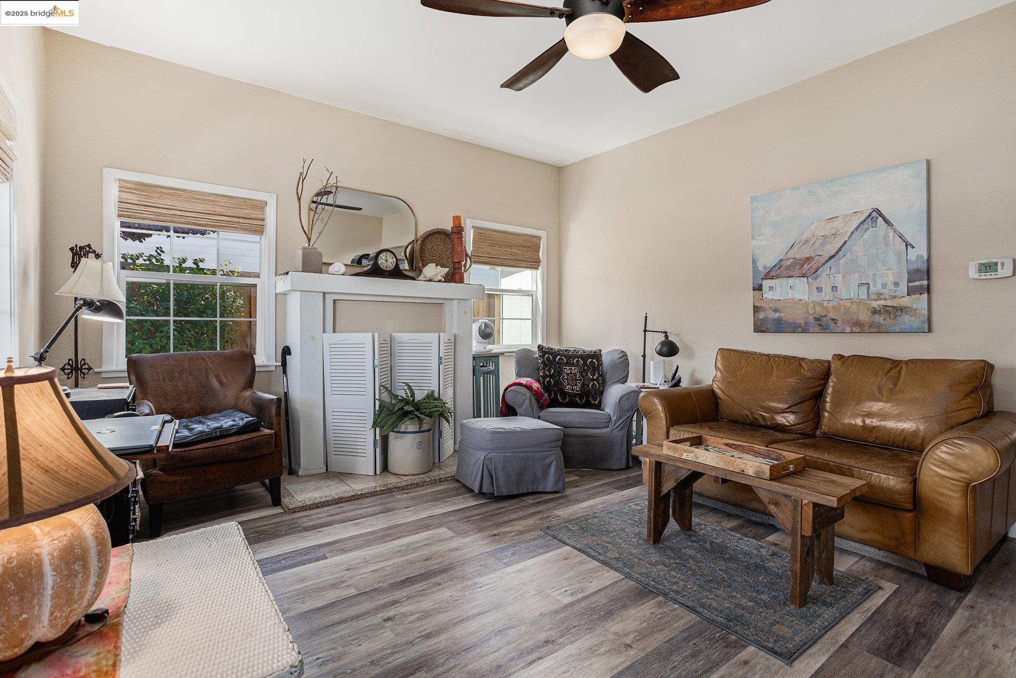 Detail Gallery Image 11 of 30 For 710 D St, Antioch,  CA 94509 - 3 Beds | 2 Baths