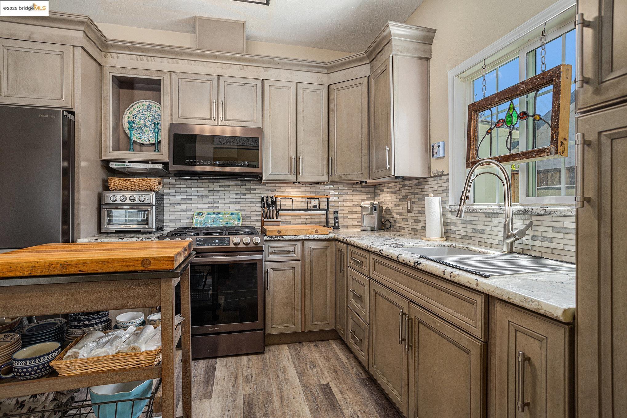 Detail Gallery Image 15 of 30 For 710 D St, Antioch,  CA 94509 - 3 Beds | 2 Baths