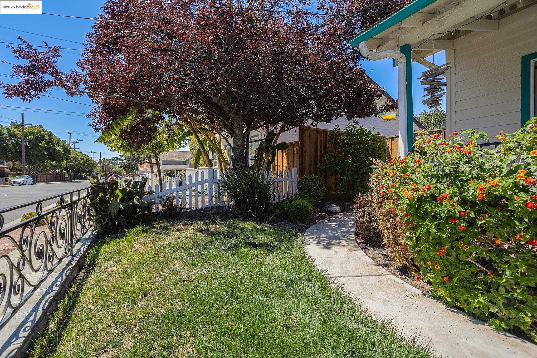Detail Gallery Image 7 of 30 For 710 D St, Antioch,  CA 94509 - 3 Beds | 2 Baths
