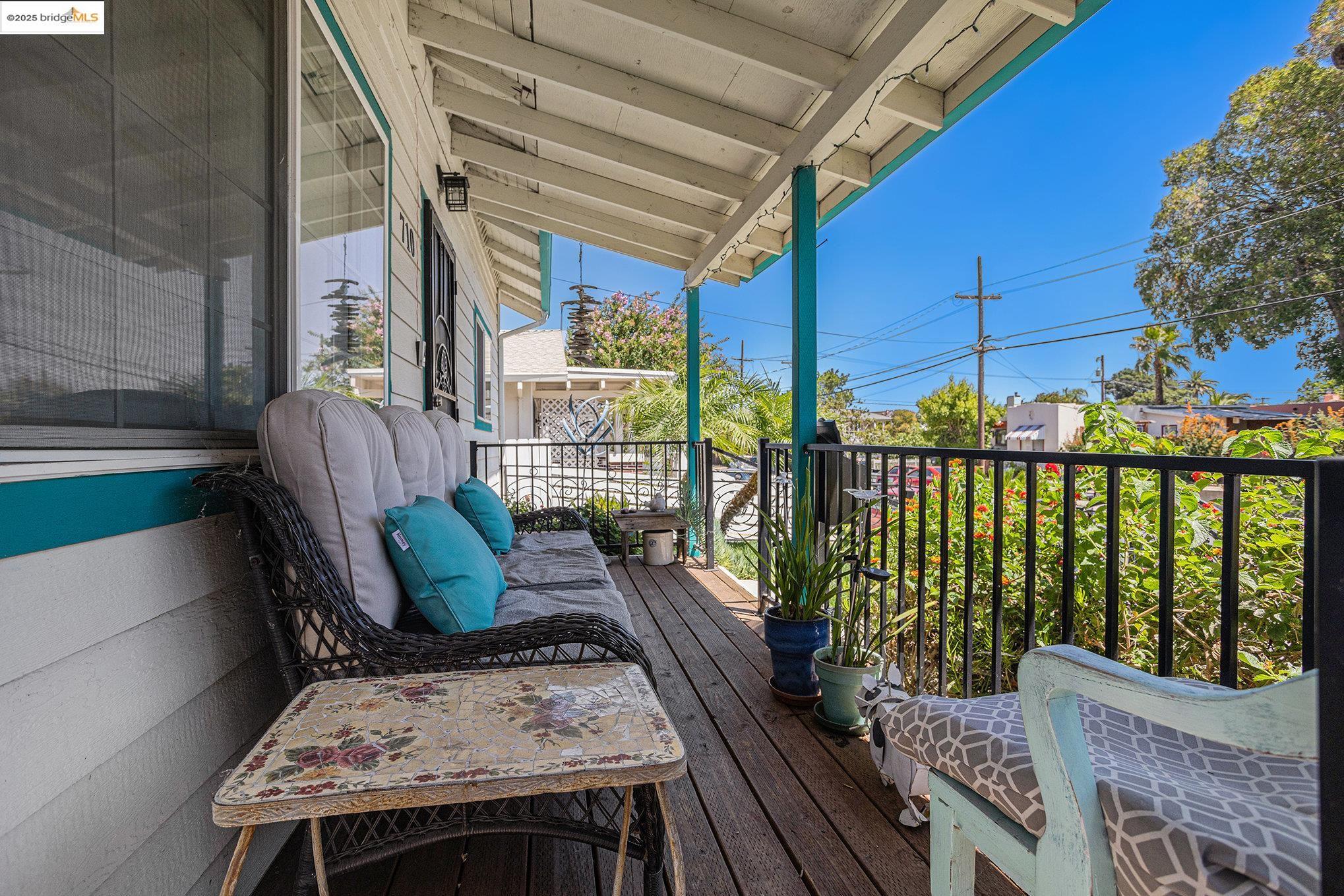 Detail Gallery Image 8 of 30 For 710 D St, Antioch,  CA 94509 - 3 Beds | 2 Baths