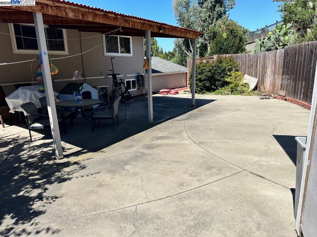 Detail Gallery Image 18 of 19 For 208 Appian Way, Union City,  CA 94587 - 4 Beds | 2 Baths