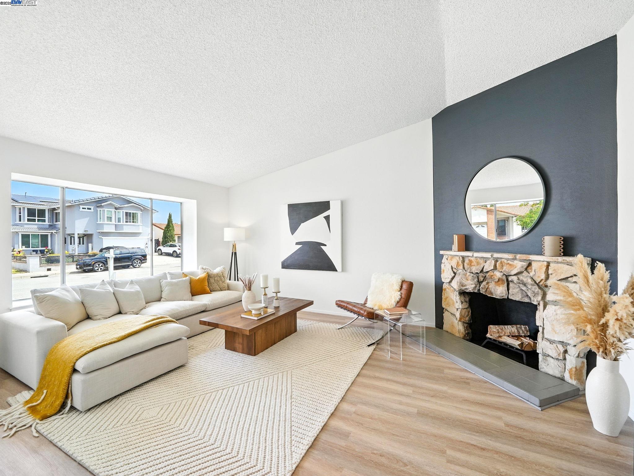 Detail Gallery Image 4 of 27 For 2510 Kirkwood Dr, Hayward,  CA 94545 - 4 Beds | 2 Baths