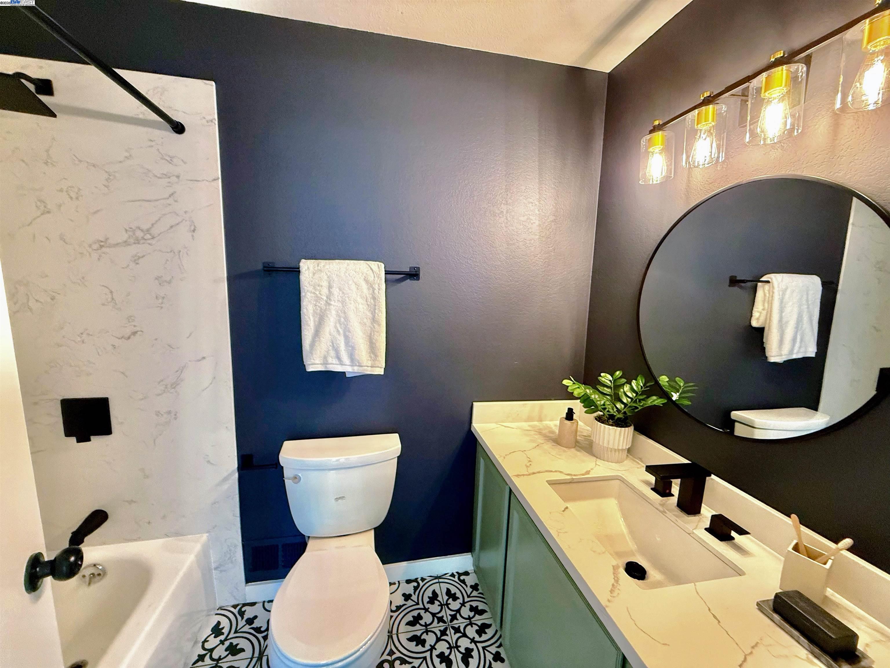 Detail Gallery Image 9 of 27 For 2510 Kirkwood Dr, Hayward,  CA 94545 - 4 Beds | 2 Baths
