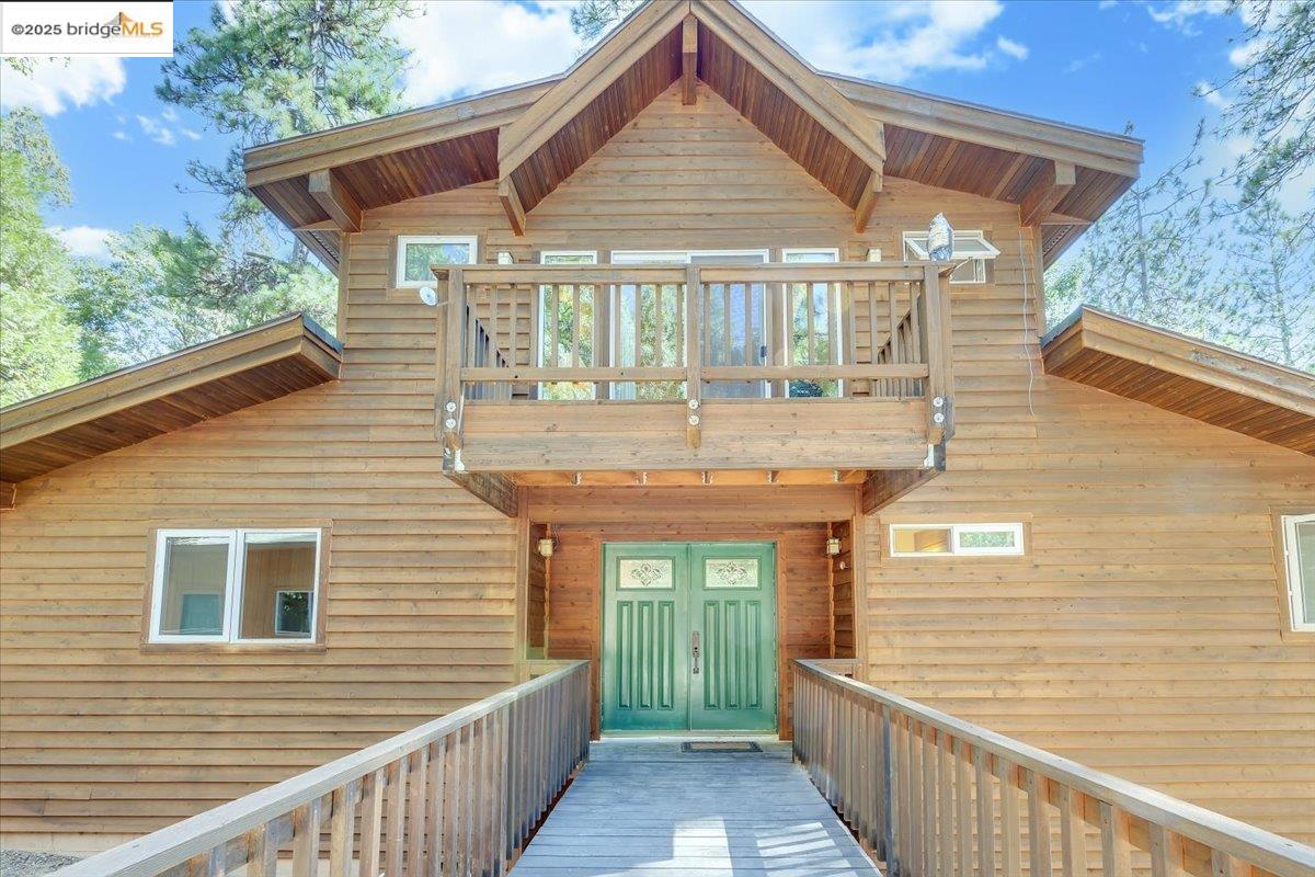 Detail Gallery Image 3 of 50 For 17061 Broken Pine Rd, Sonora,  CA 95370 - 3 Beds | 3 Baths