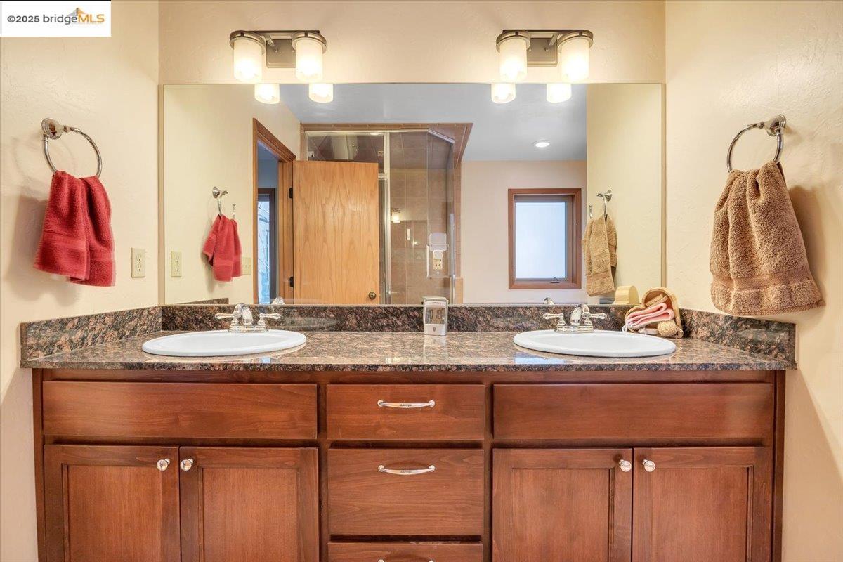 Detail Gallery Image 29 of 50 For 17061 Broken Pine Rd, Sonora,  CA 95370 - 3 Beds | 3 Baths