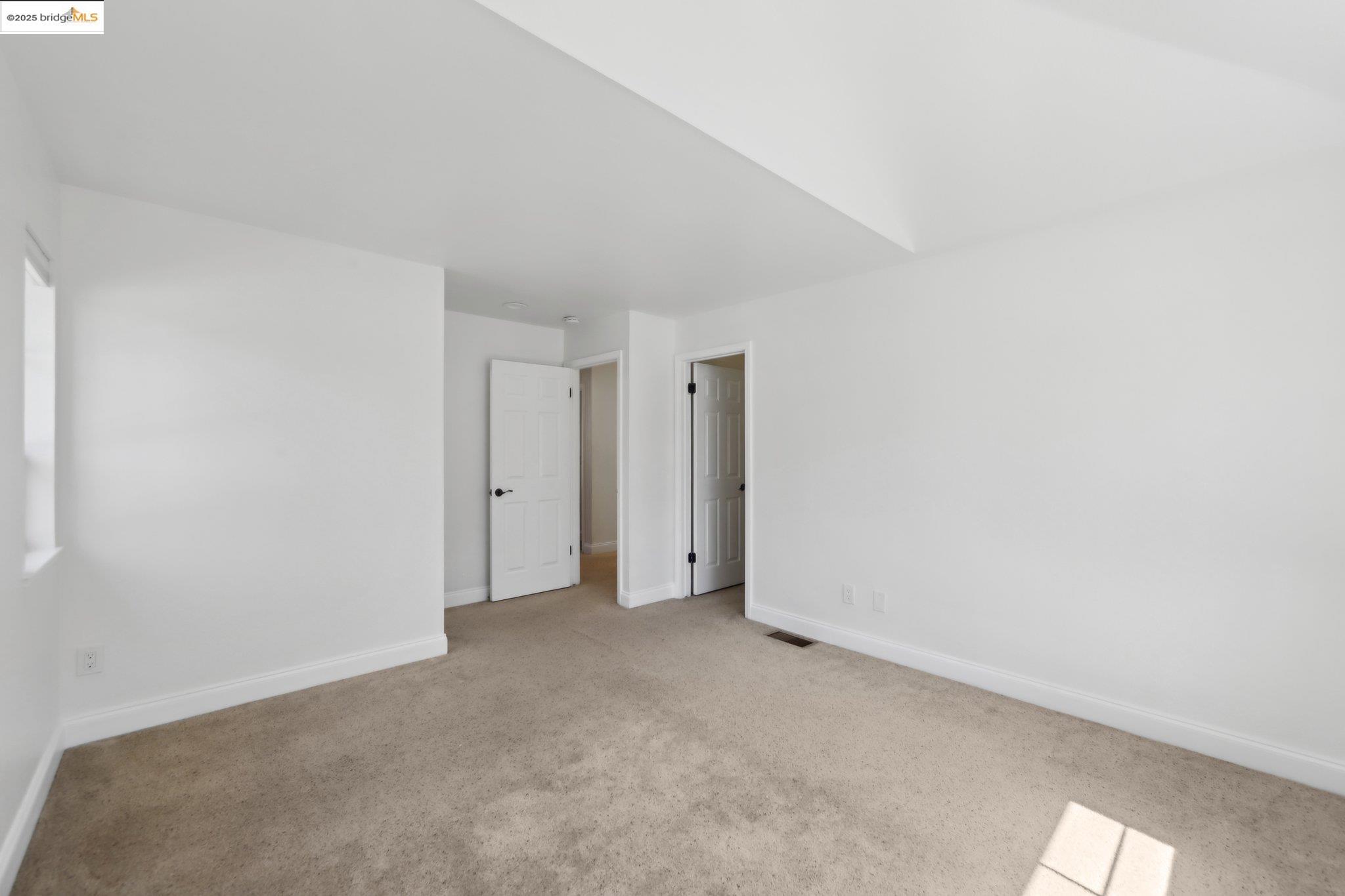 Photo #22: 41107127 Listing: Photo #22