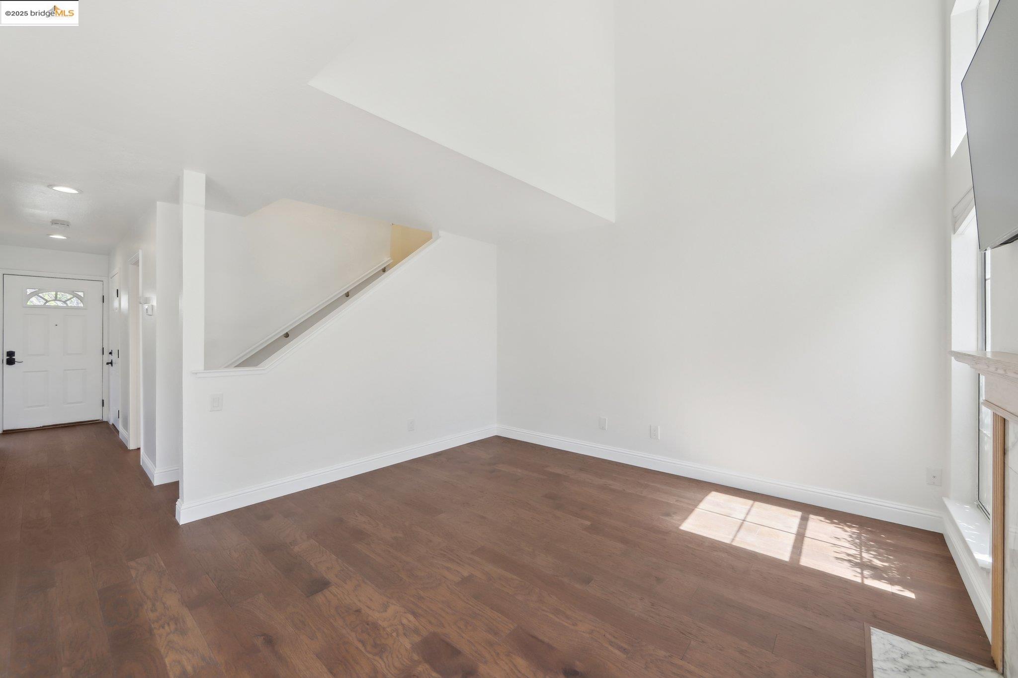 Photo #8: 41107127 Listing: Photo #8