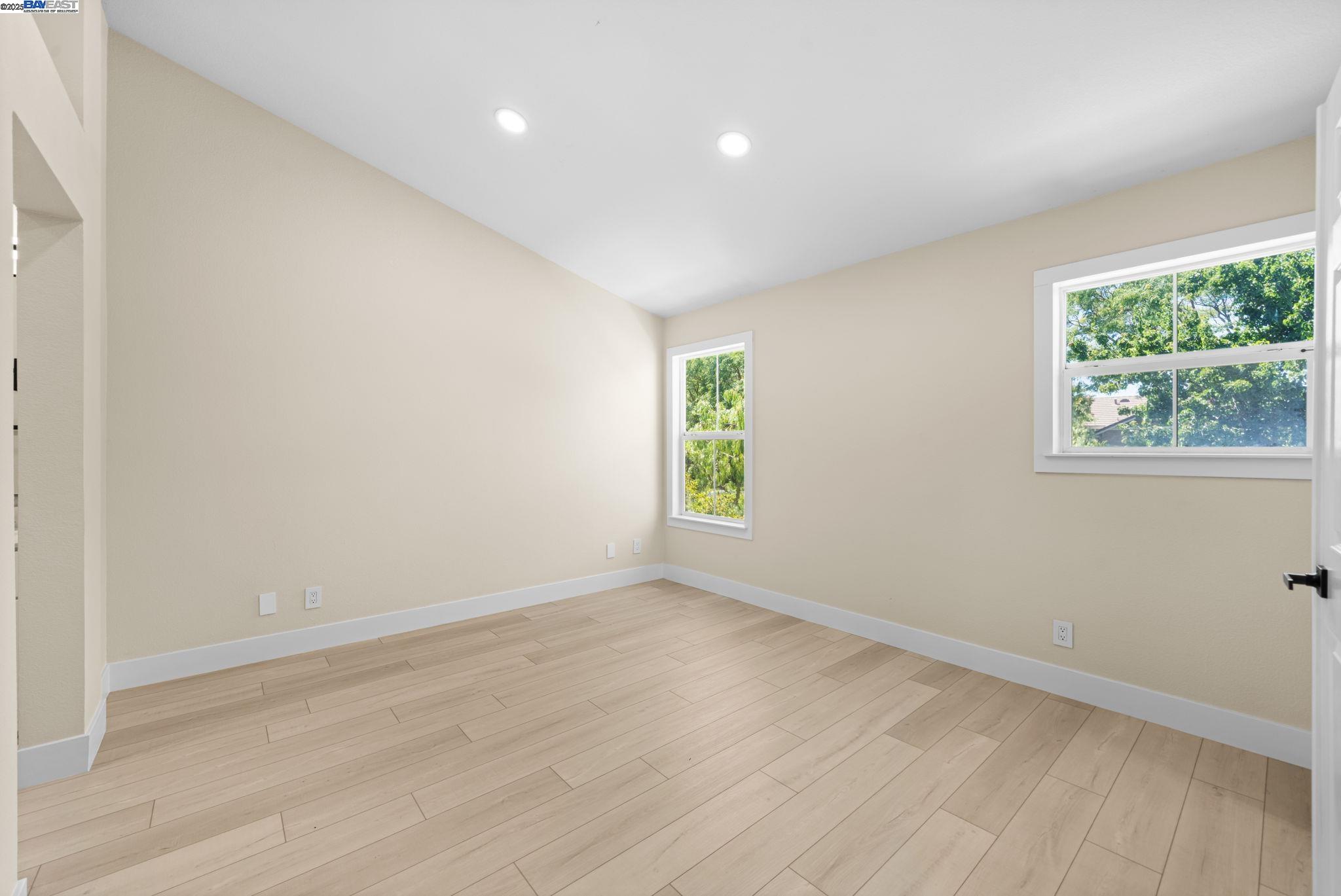 Photo #25: 41107128 Listing: Photo #25