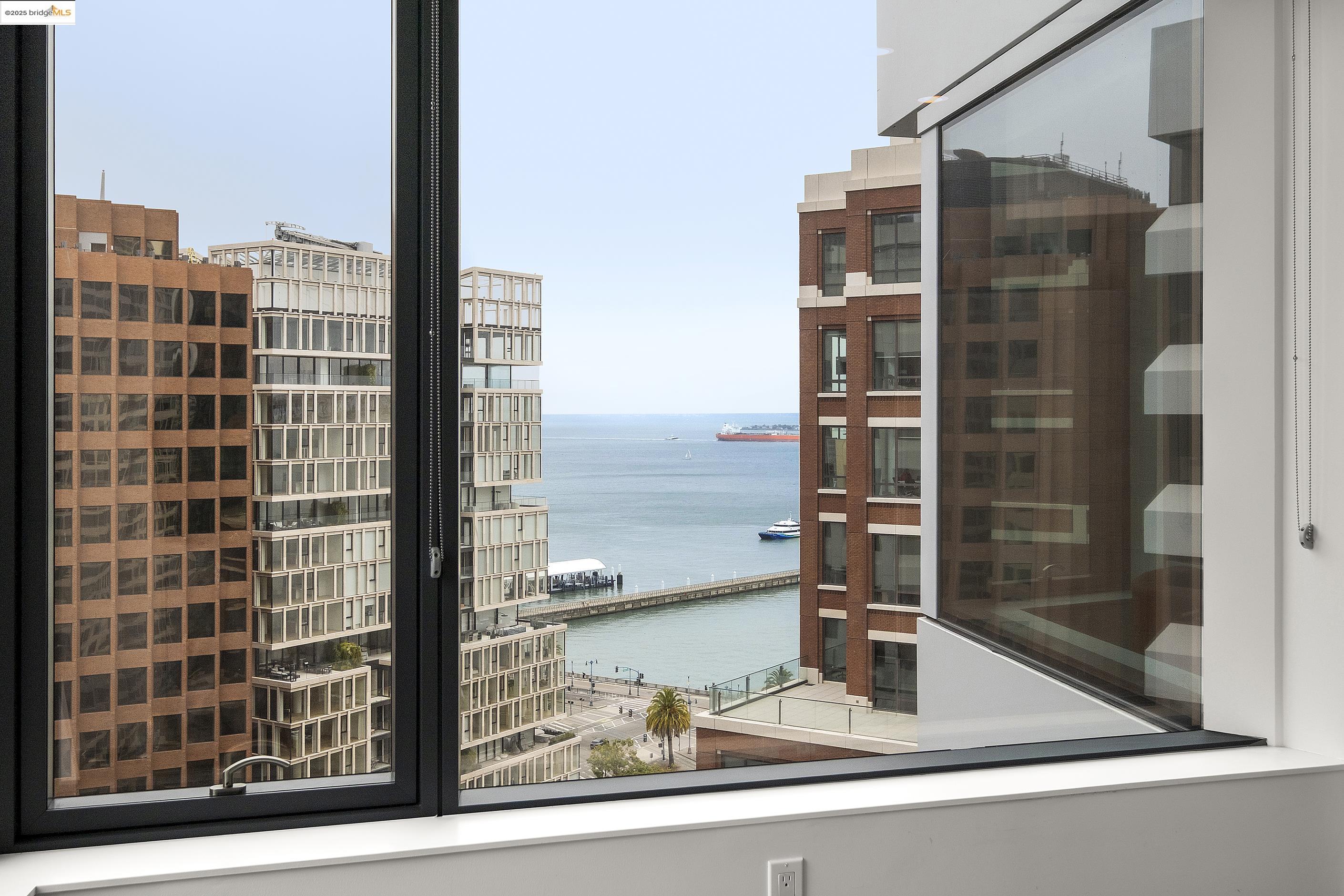 Detail Gallery Image 12 of 33 For 280 Spear St. 20h,  San Francisco,  CA 94105 - 1 Beds | 1 Baths