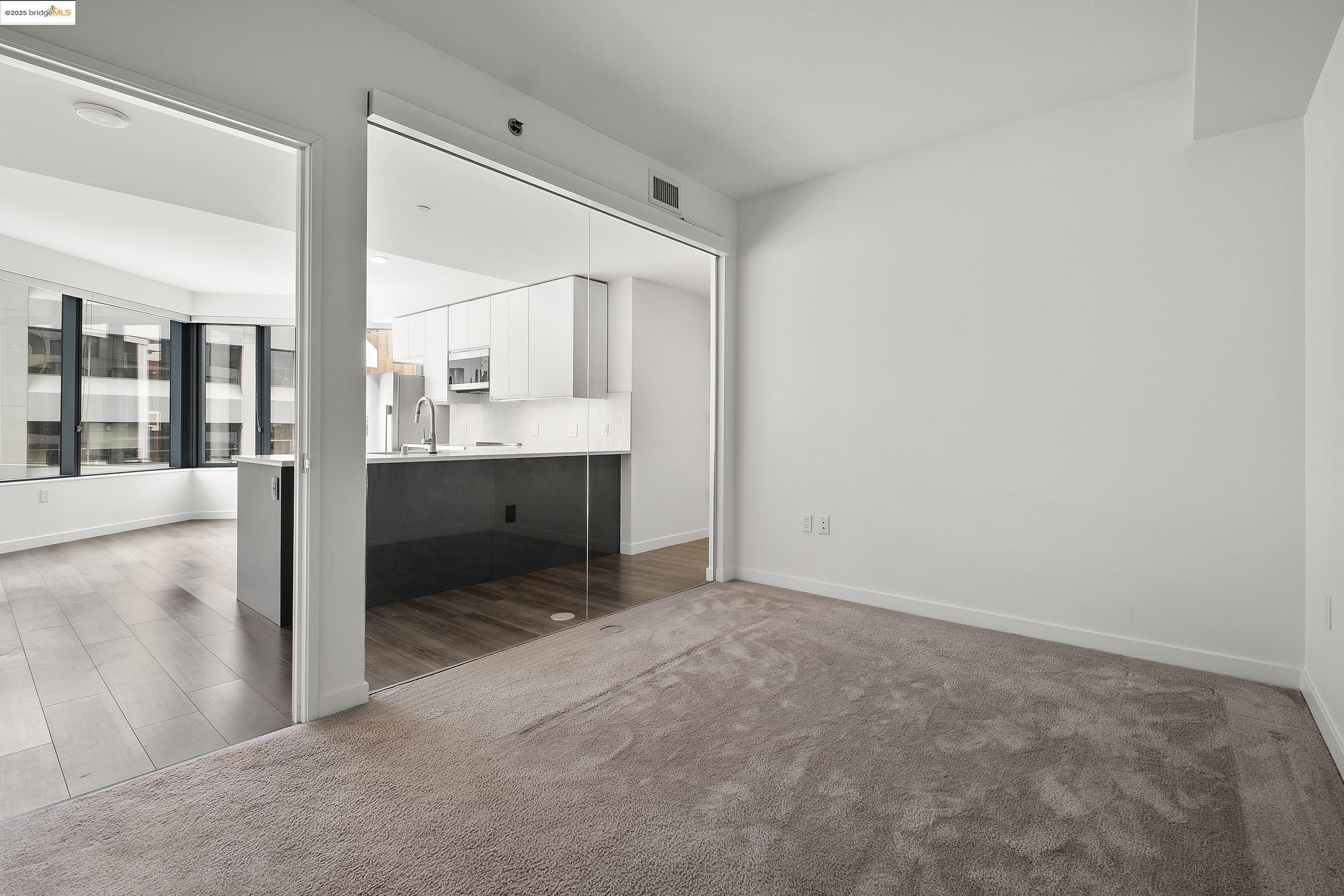 Detail Gallery Image 13 of 33 For 280 Spear St. 20h,  San Francisco,  CA 94105 - 1 Beds | 1 Baths