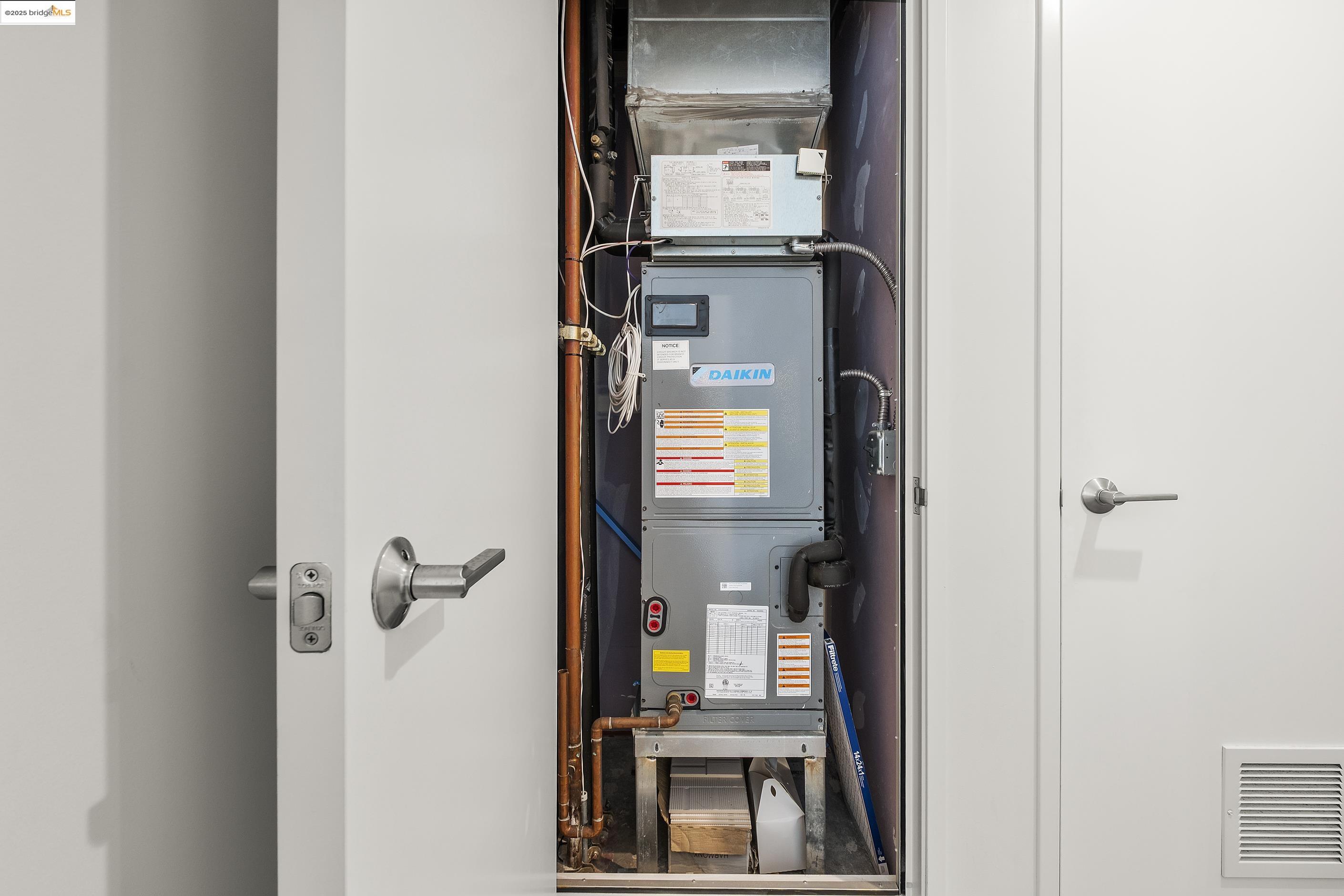 Detail Gallery Image 20 of 33 For 280 Spear St. 20h,  San Francisco,  CA 94105 - 1 Beds | 1 Baths