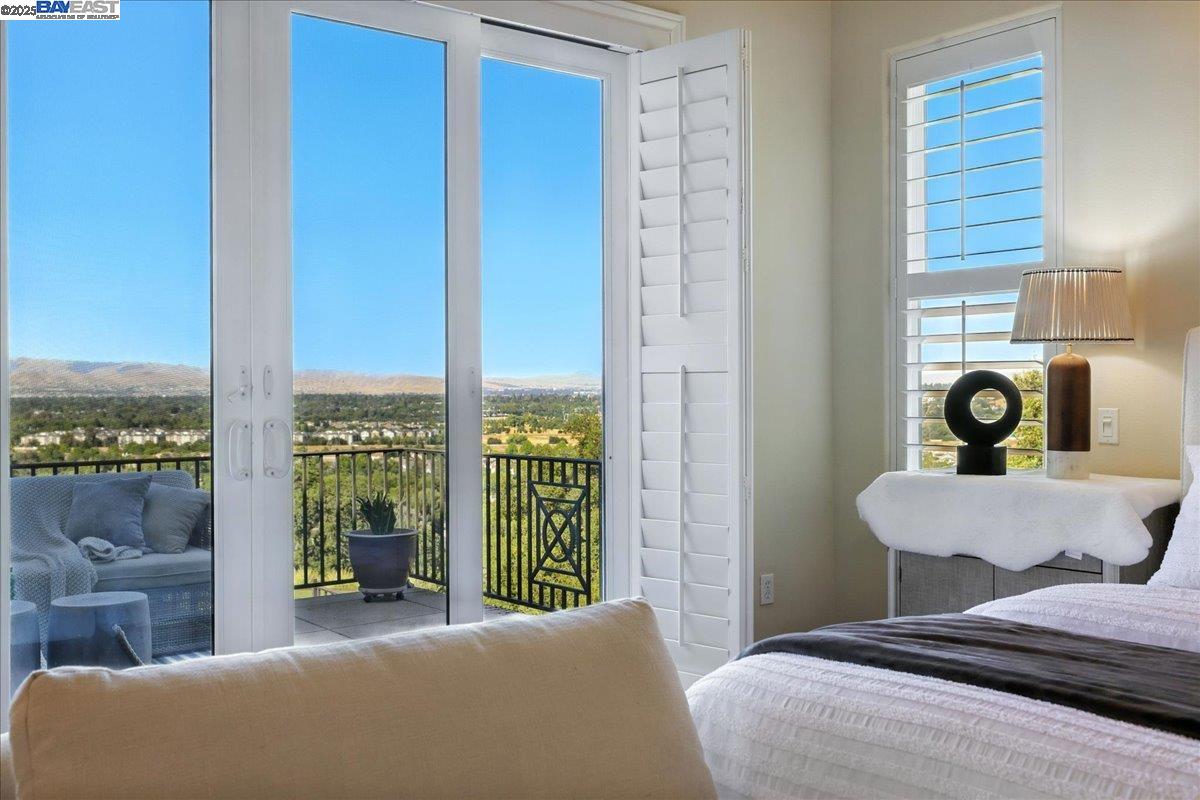 Detail Gallery Image 28 of 60 For 2109 Black Oak Ct, Pleasanton,  CA 94588 - 5 Beds | 5/1 Baths
