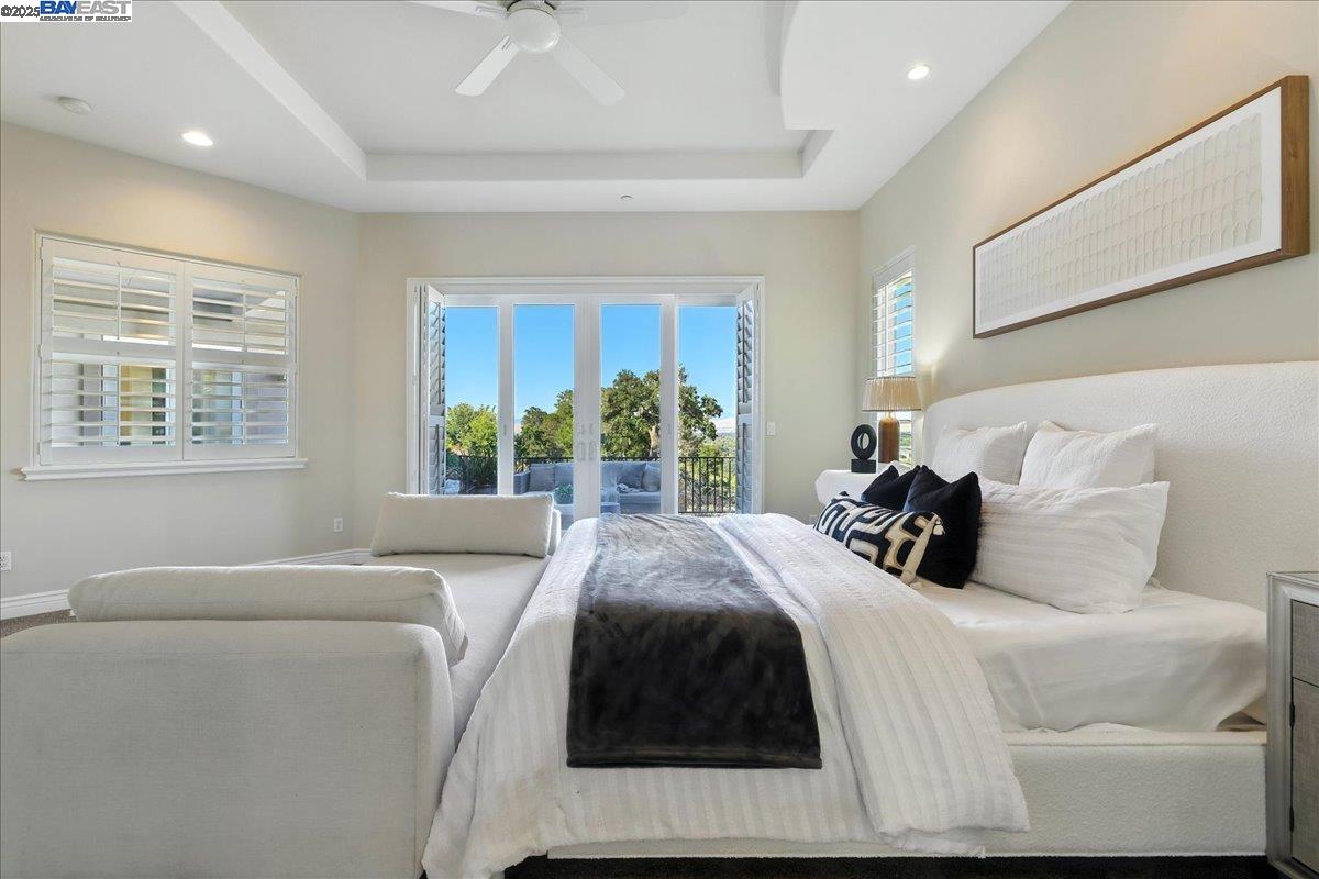 Detail Gallery Image 29 of 60 For 2109 Black Oak Ct, Pleasanton,  CA 94588 - 5 Beds | 5/1 Baths