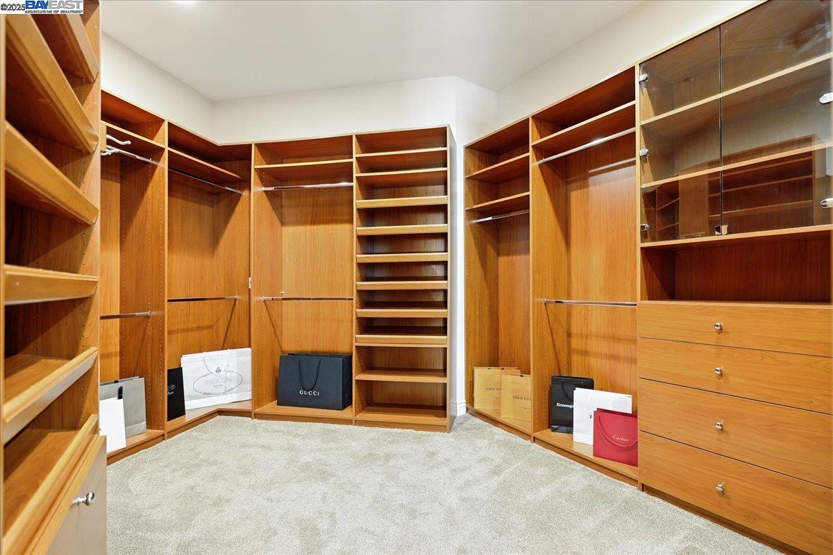 Detail Gallery Image 31 of 60 For 2109 Black Oak Ct, Pleasanton,  CA 94588 - 5 Beds | 5/1 Baths