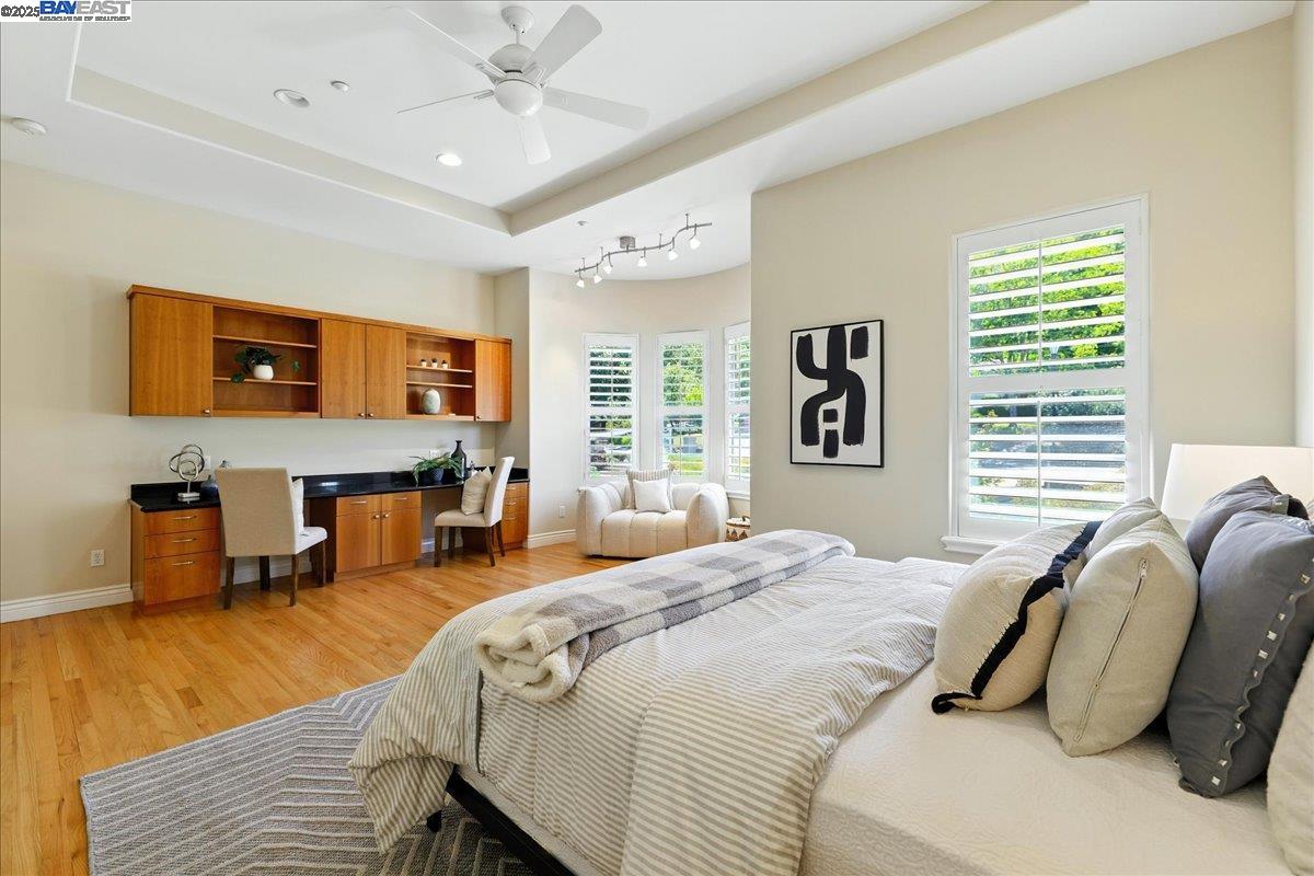 Detail Gallery Image 36 of 60 For 2109 Black Oak Ct, Pleasanton,  CA 94588 - 5 Beds | 5/1 Baths