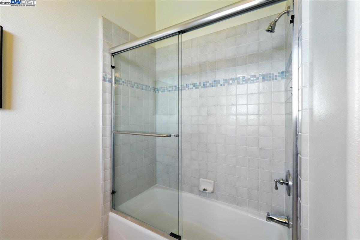 Detail Gallery Image 40 of 60 For 2109 Black Oak Ct, Pleasanton,  CA 94588 - 5 Beds | 5/1 Baths