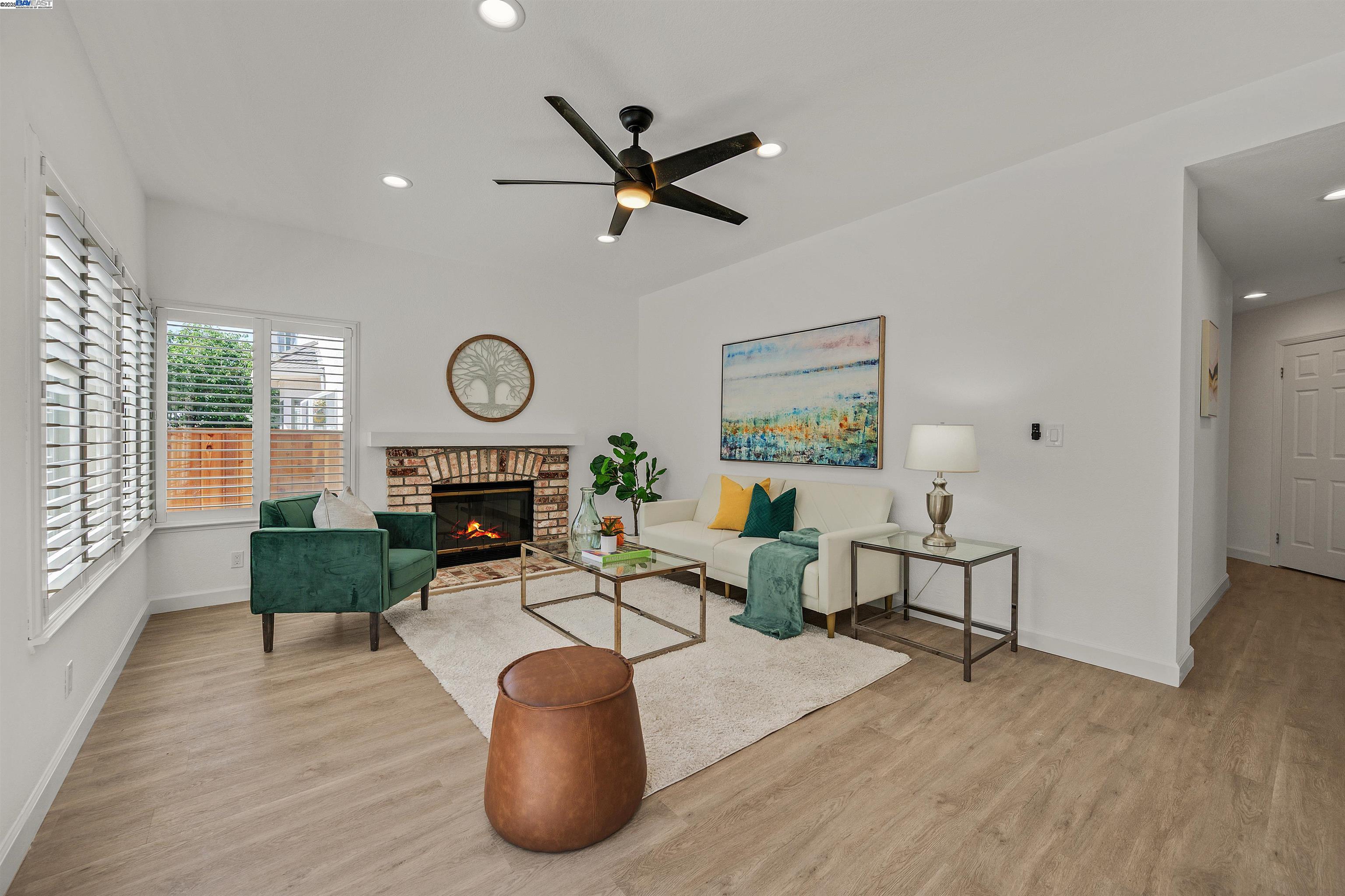 Detail Gallery Image 12 of 41 For 33701 Pacheco Dr, Fremont,  CA 94555 - 4 Beds | 3 Baths