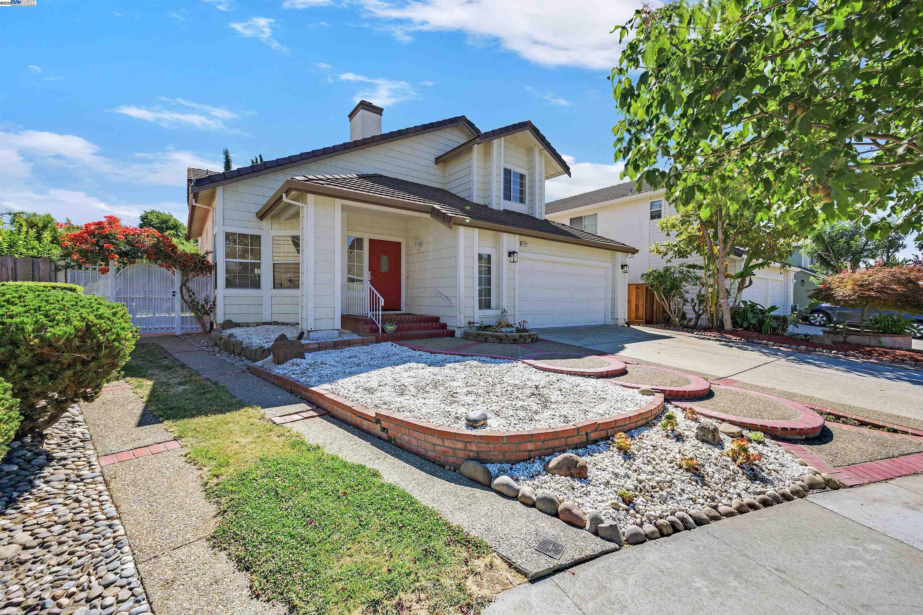 Detail Gallery Image 3 of 41 For 33701 Pacheco Dr, Fremont,  CA 94555 - 4 Beds | 3 Baths