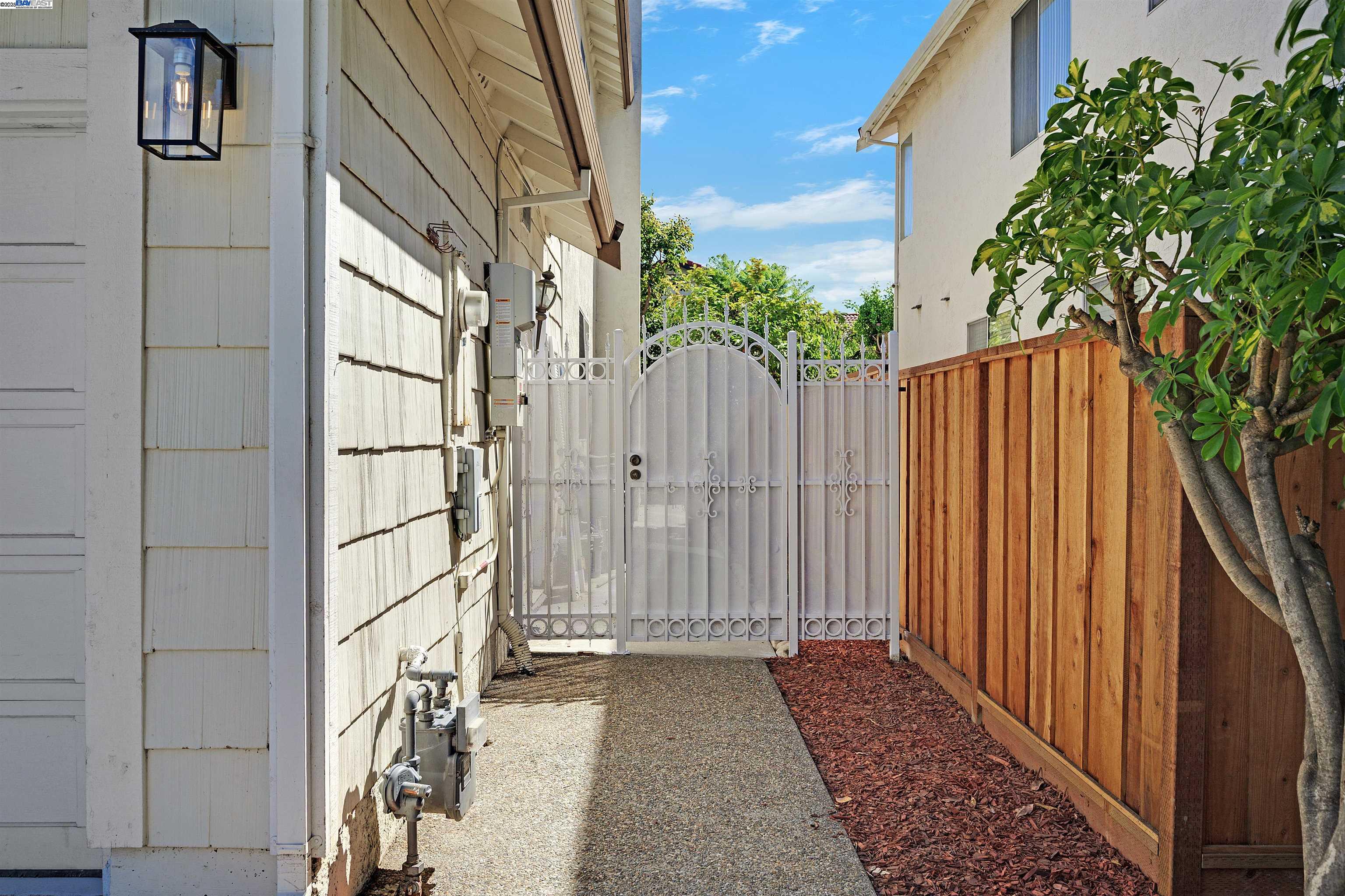 Detail Gallery Image 40 of 41 For 33701 Pacheco Dr, Fremont,  CA 94555 - 4 Beds | 3 Baths