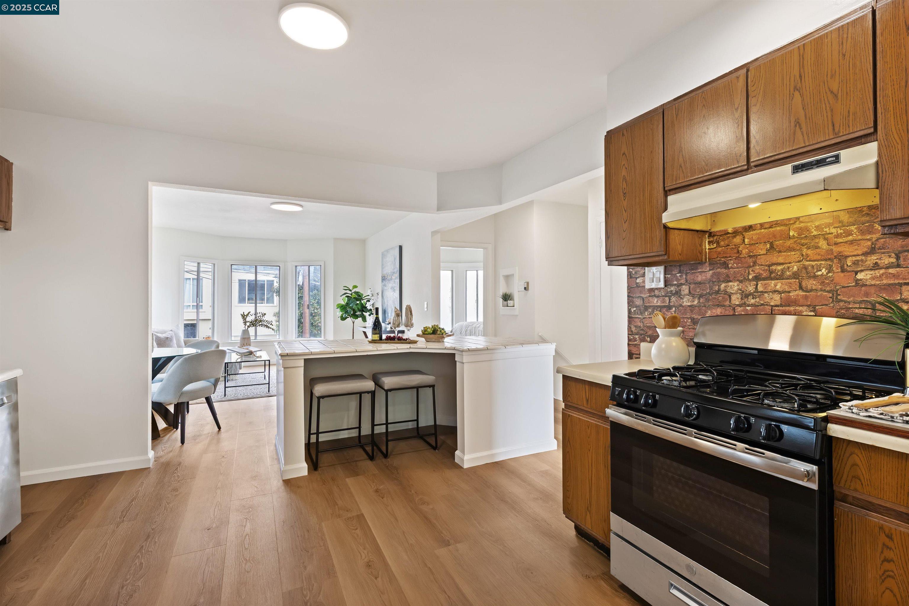 Detail Gallery Image 13 of 43 For 263 Rhine St, Daly City,  CA 94014 - 3 Beds | 2 Baths